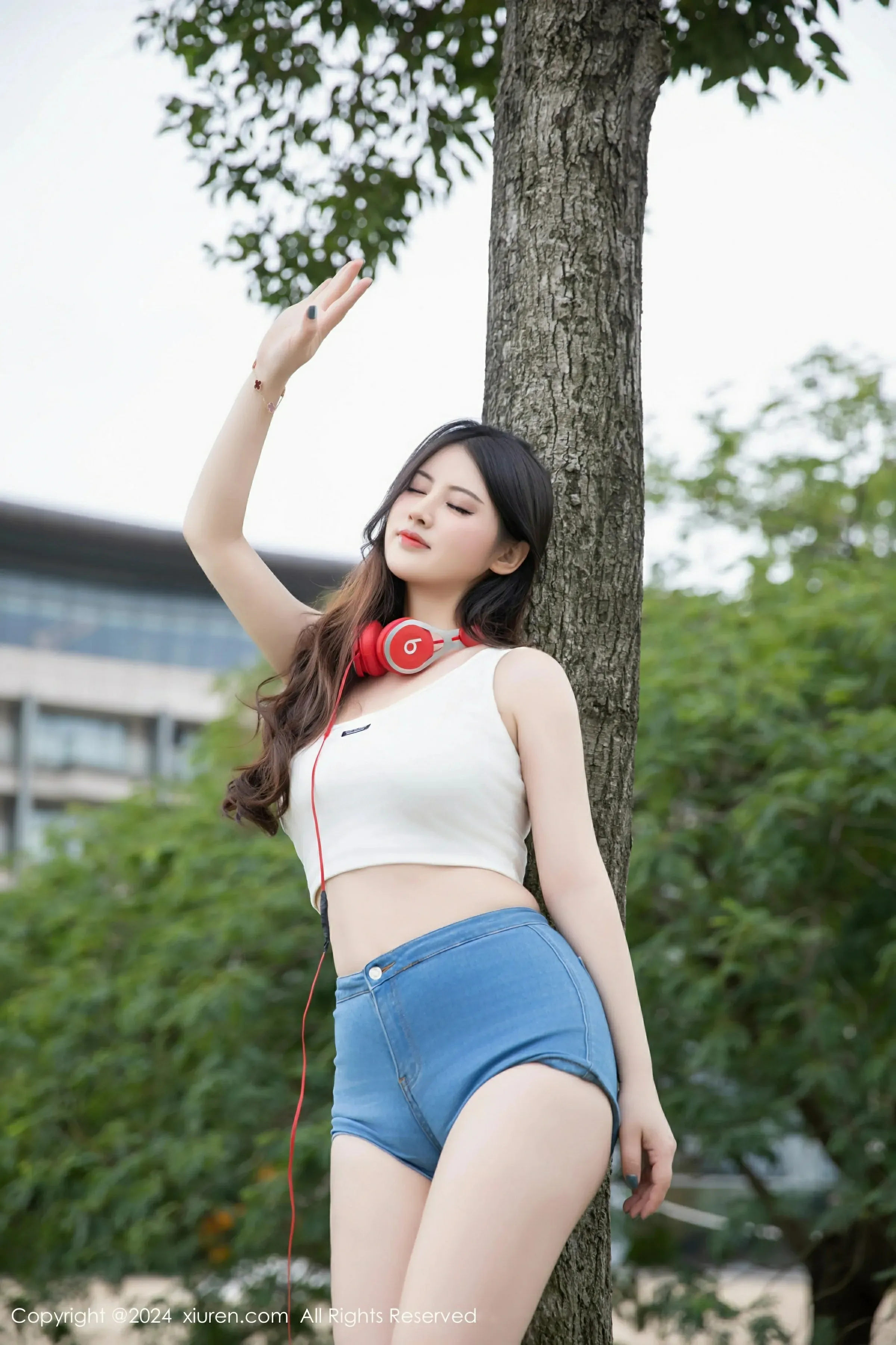 夏季限定護士甜美寫真集 – 山景奔放瞬間捕捉精選 - 11