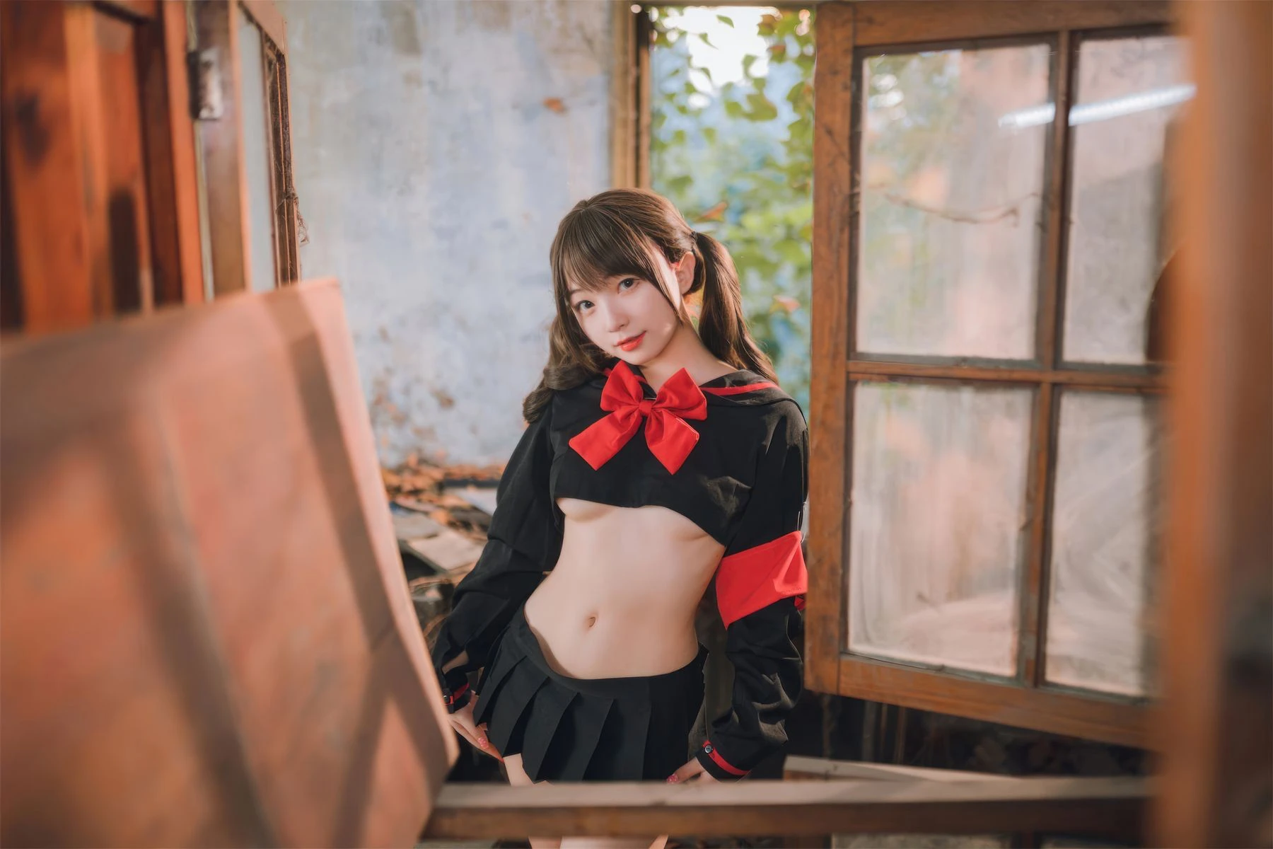 苗慄黃昏空姐美照 – 高貴魅力自然光實錄精選 - 90