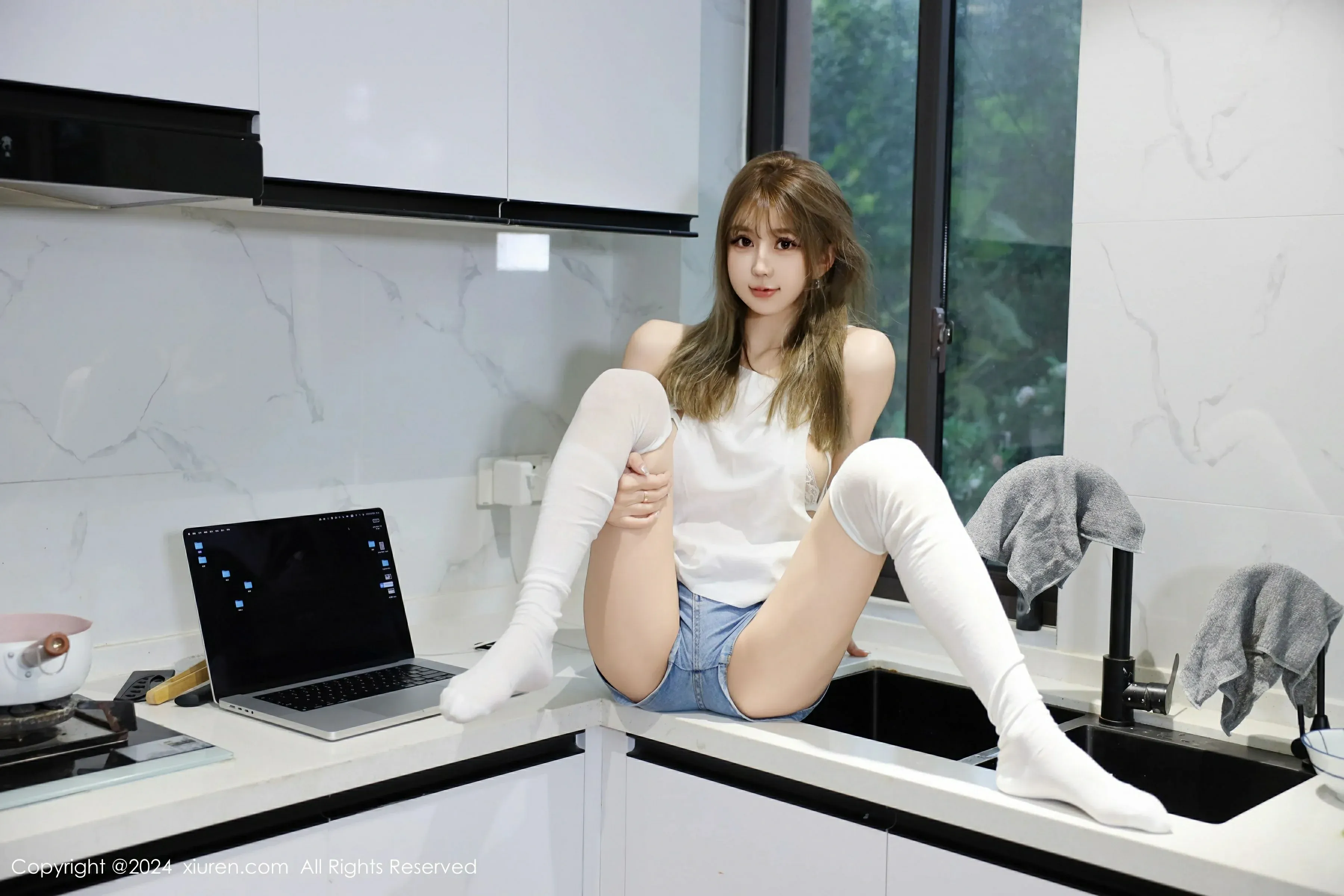台中夜晚護士美照 – 性感魅力街拍實錄典藏 - 22