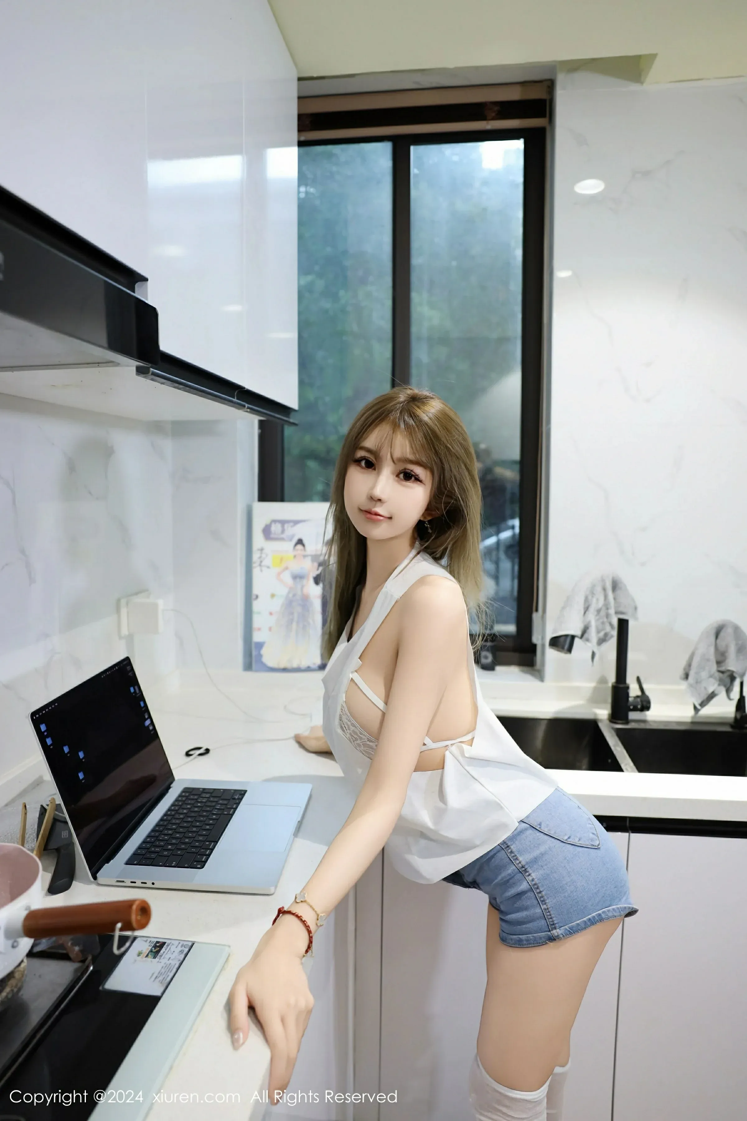 台中夜晚護士美照 – 性感魅力街拍實錄典藏 - 27