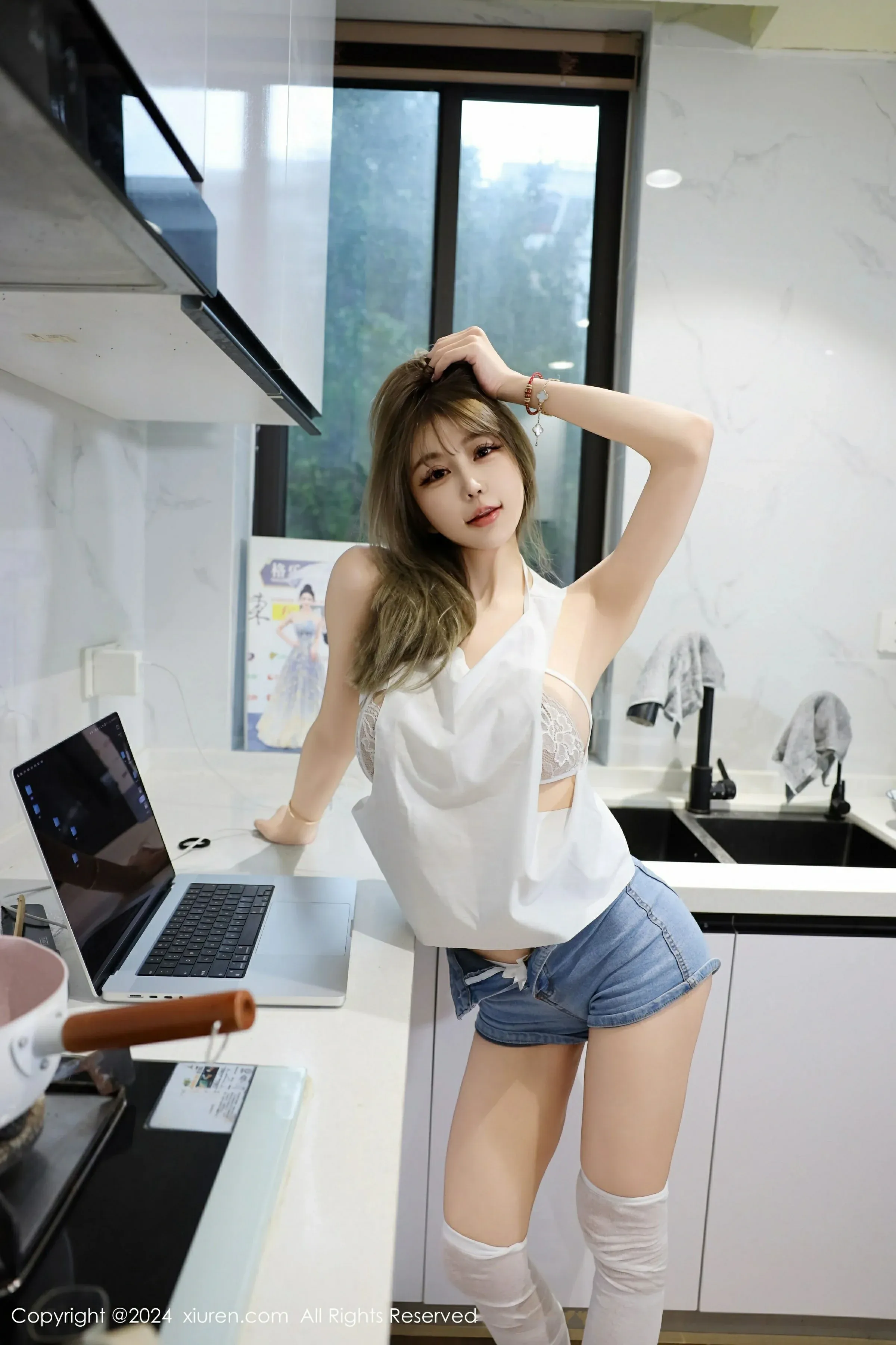 台中夜晚護士美照 – 性感魅力街拍實錄典藏 - 30