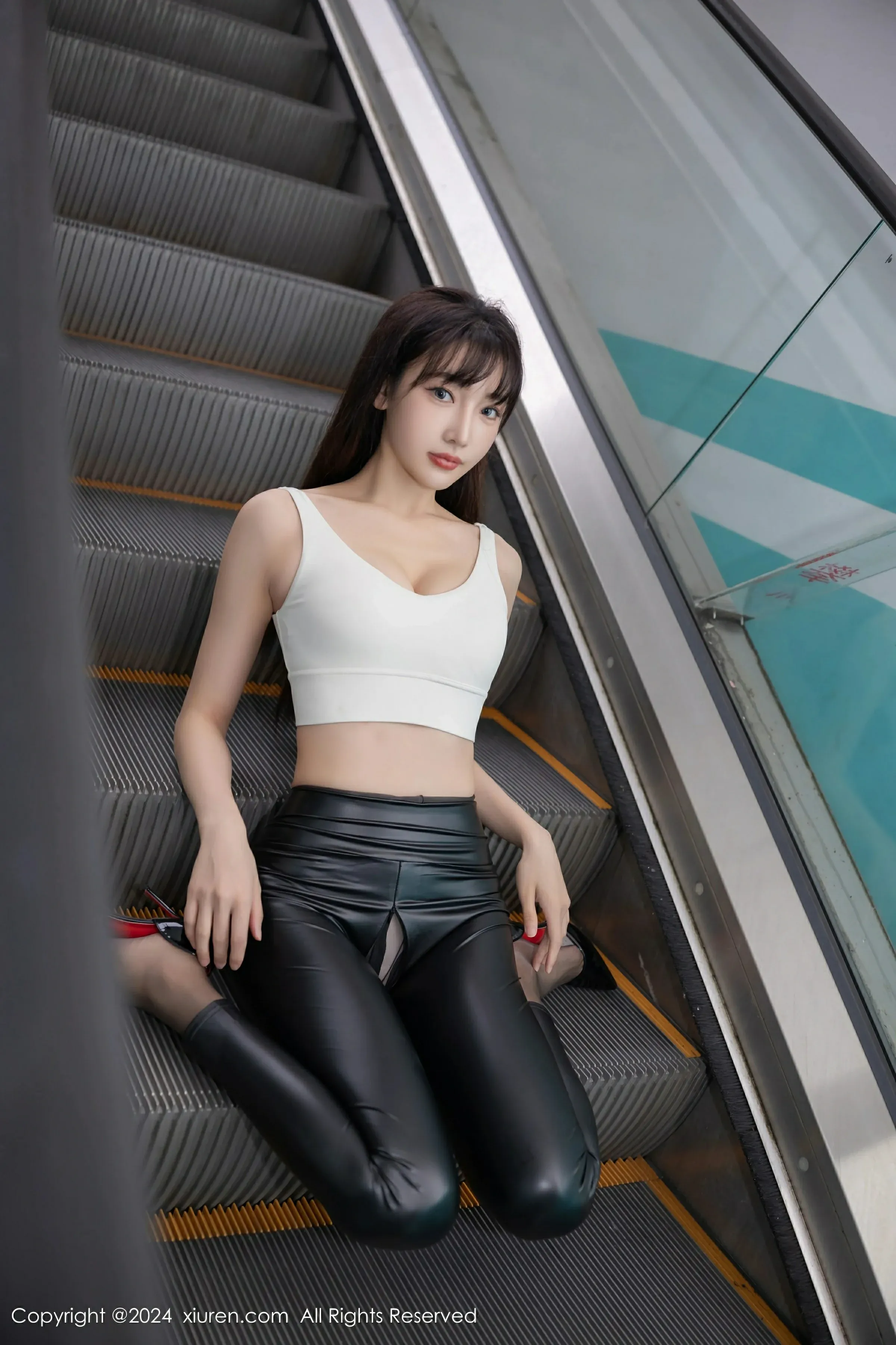 午後台南嫩模寫真精選 – 優雅戶外俏皮完美融合獨家 - 4