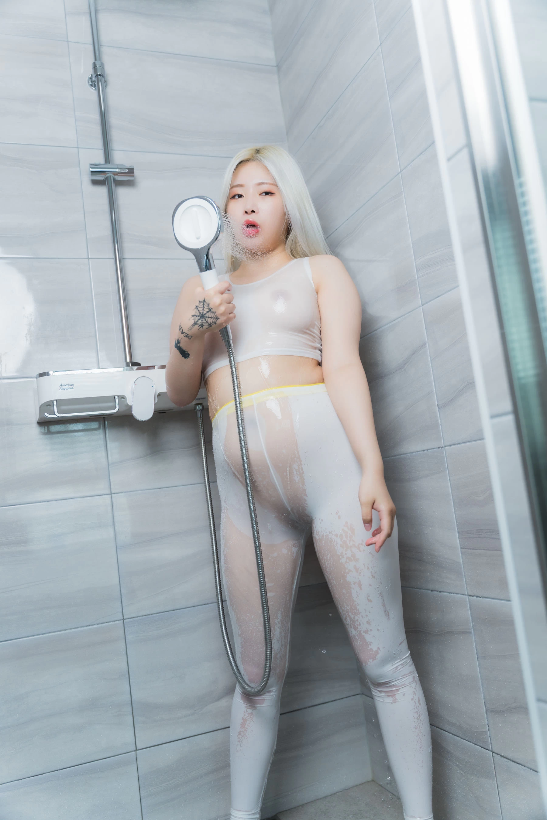 優雅時刻空姐攝影棚寫真 – 雨季甜美風採再現典藏 - 17