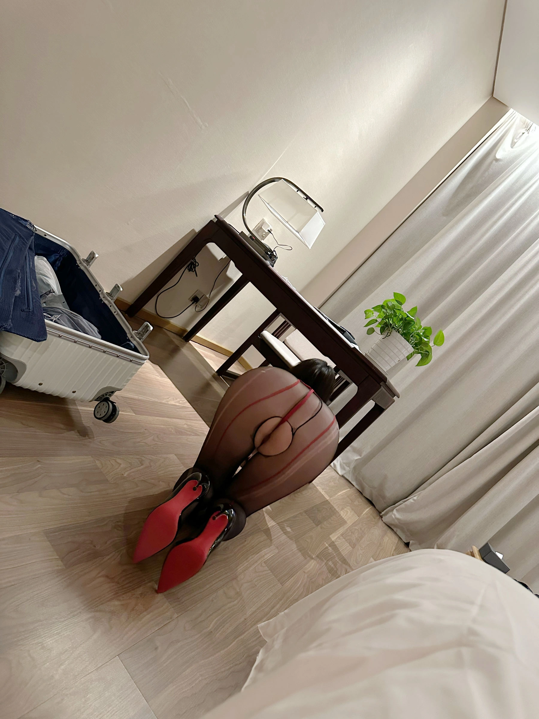 DJ時尚自然光寫真 – 冬季靜謐風格展現精選 - 61