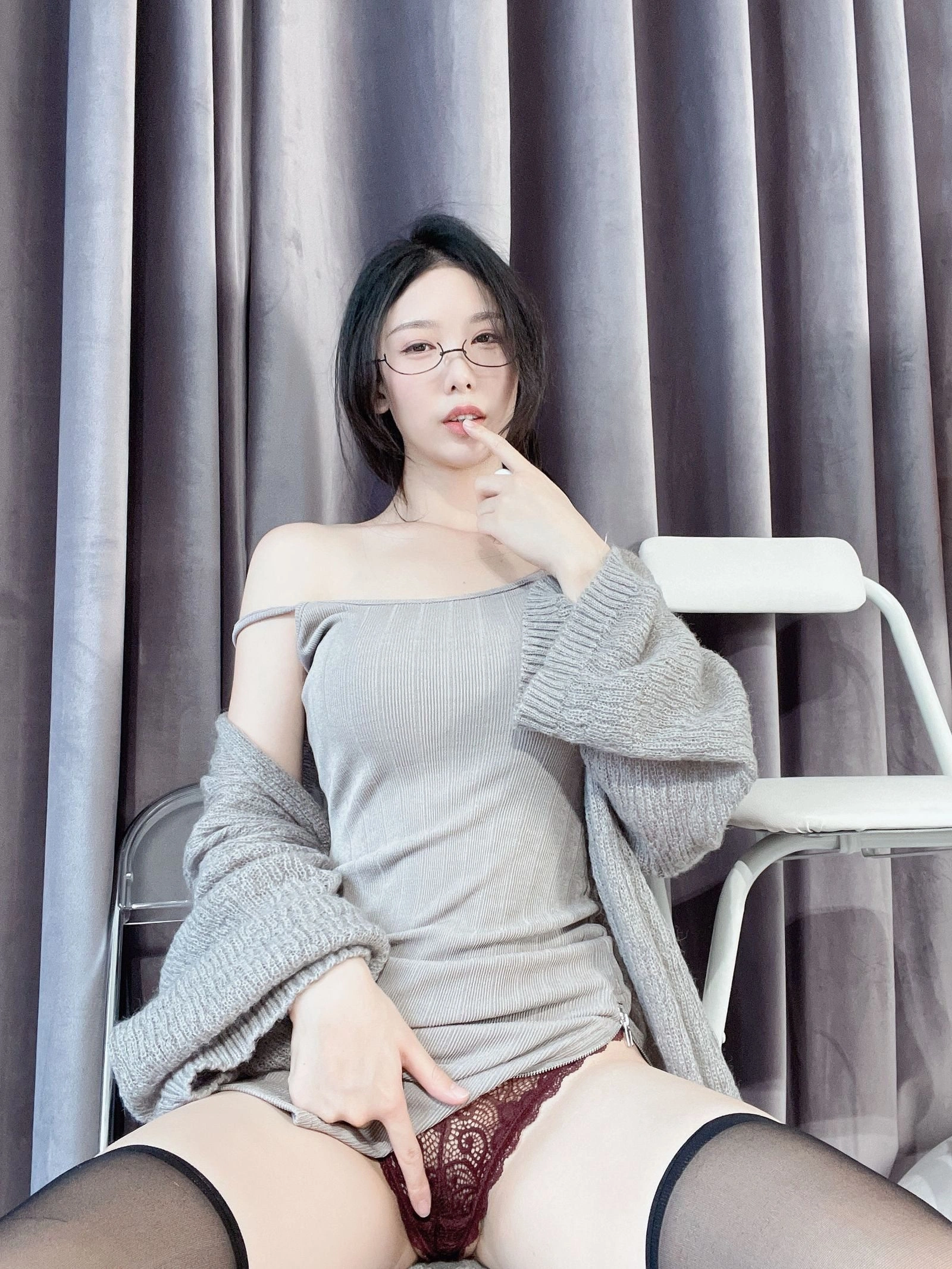 主播高貴攝影棚寫真 – 雨季優雅風格展現獨家 - 16