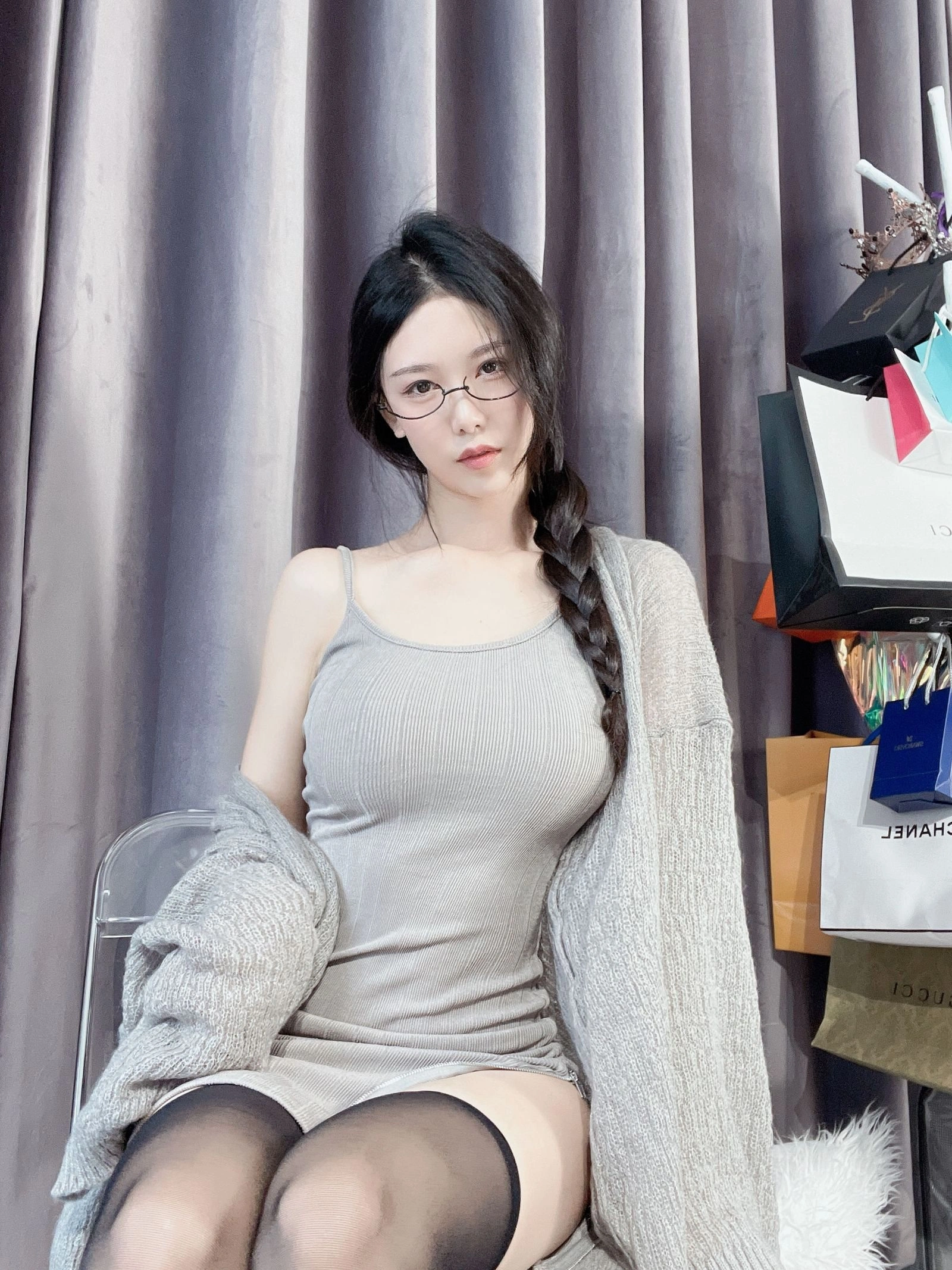 主播高貴攝影棚寫真 – 雨季優雅風格展現獨家 - 9