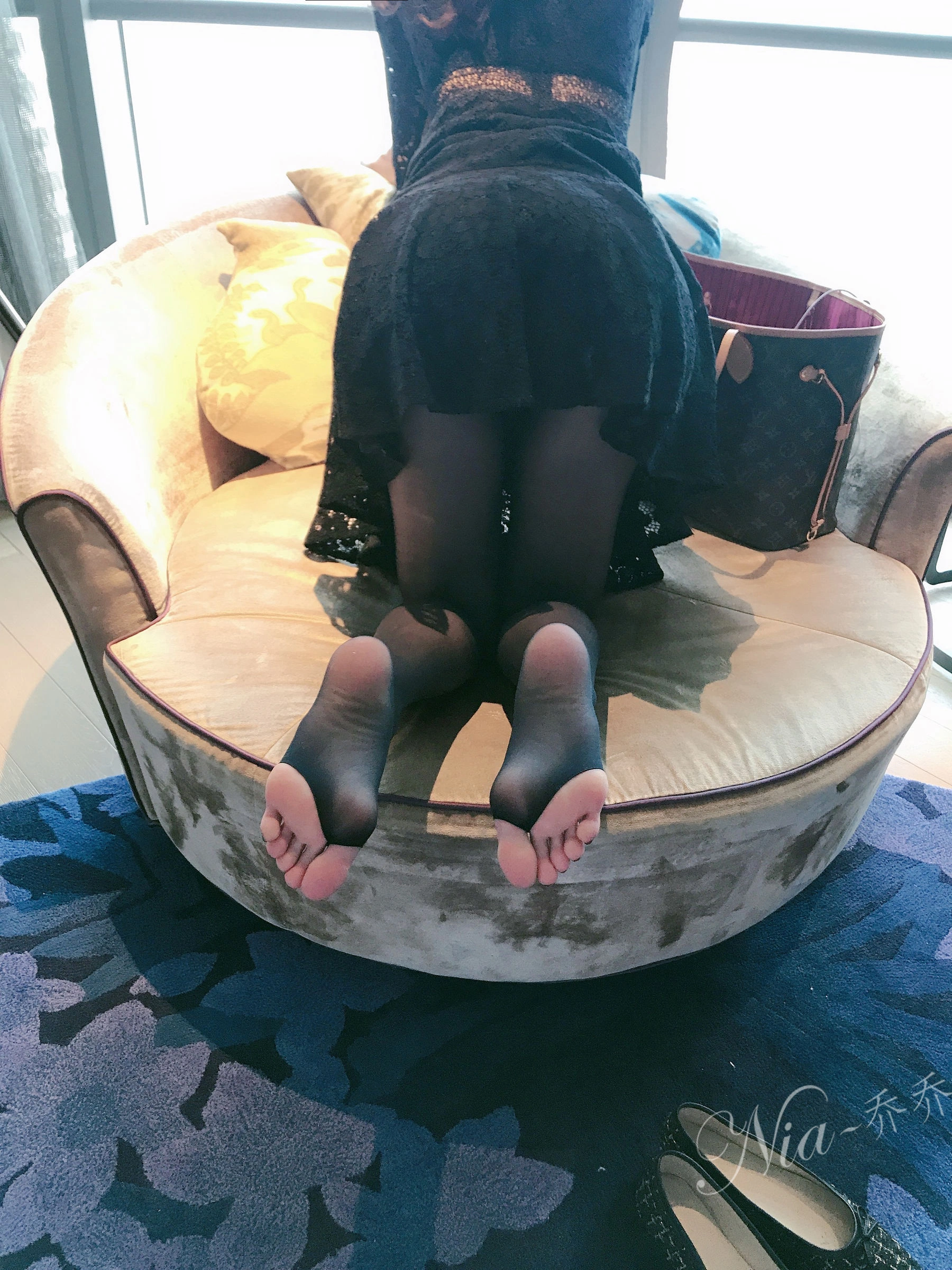 模特甜美海邊寫真 – 春季靜謐風格展現獨家 - 1