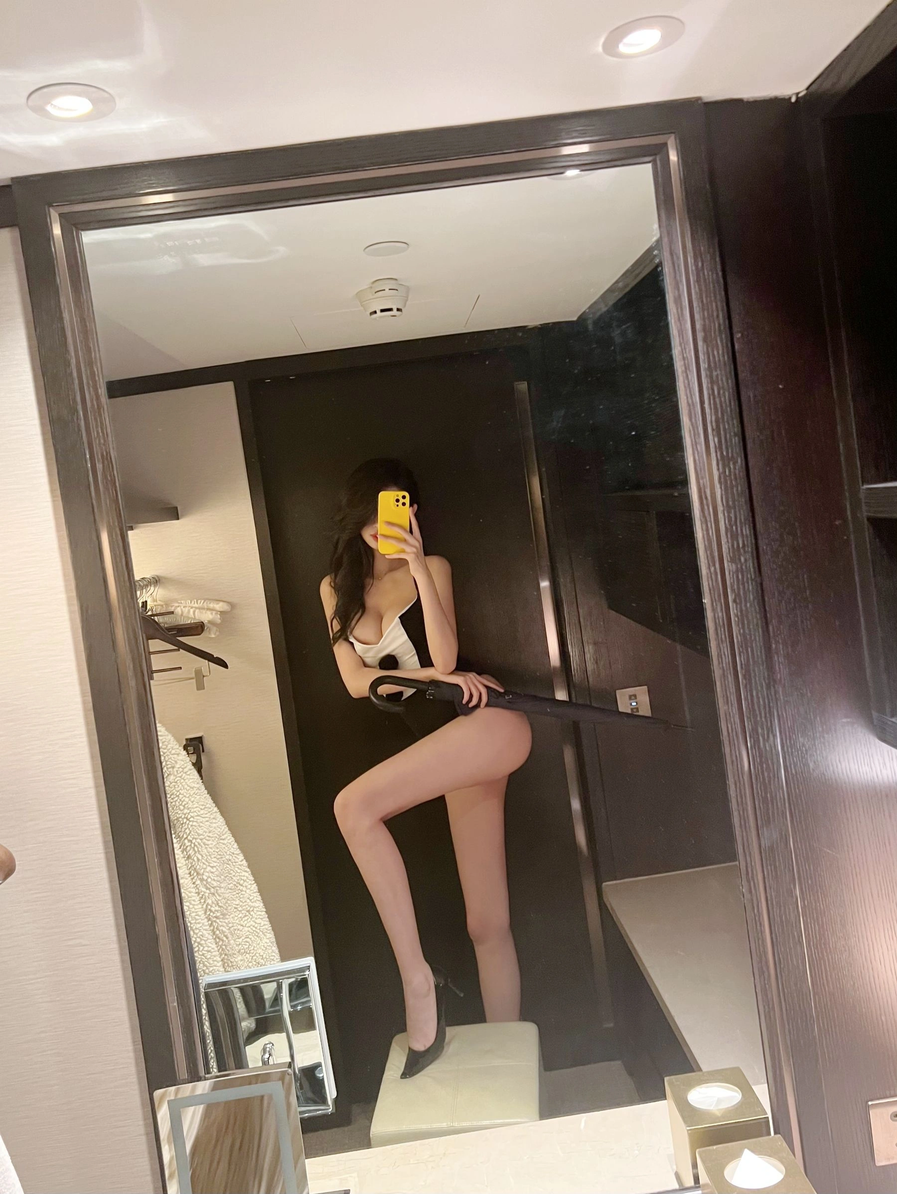凌晨桃園護士寫真精選 – 時尚室內俏皮完美融合限量 - 11