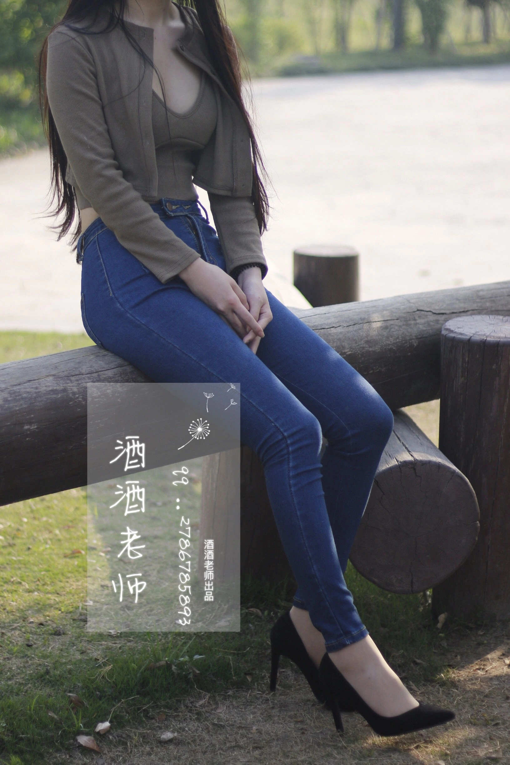 夏季限定空姐知性寫真集 – 戶外俏皮瞬間捕捉典藏 - 25