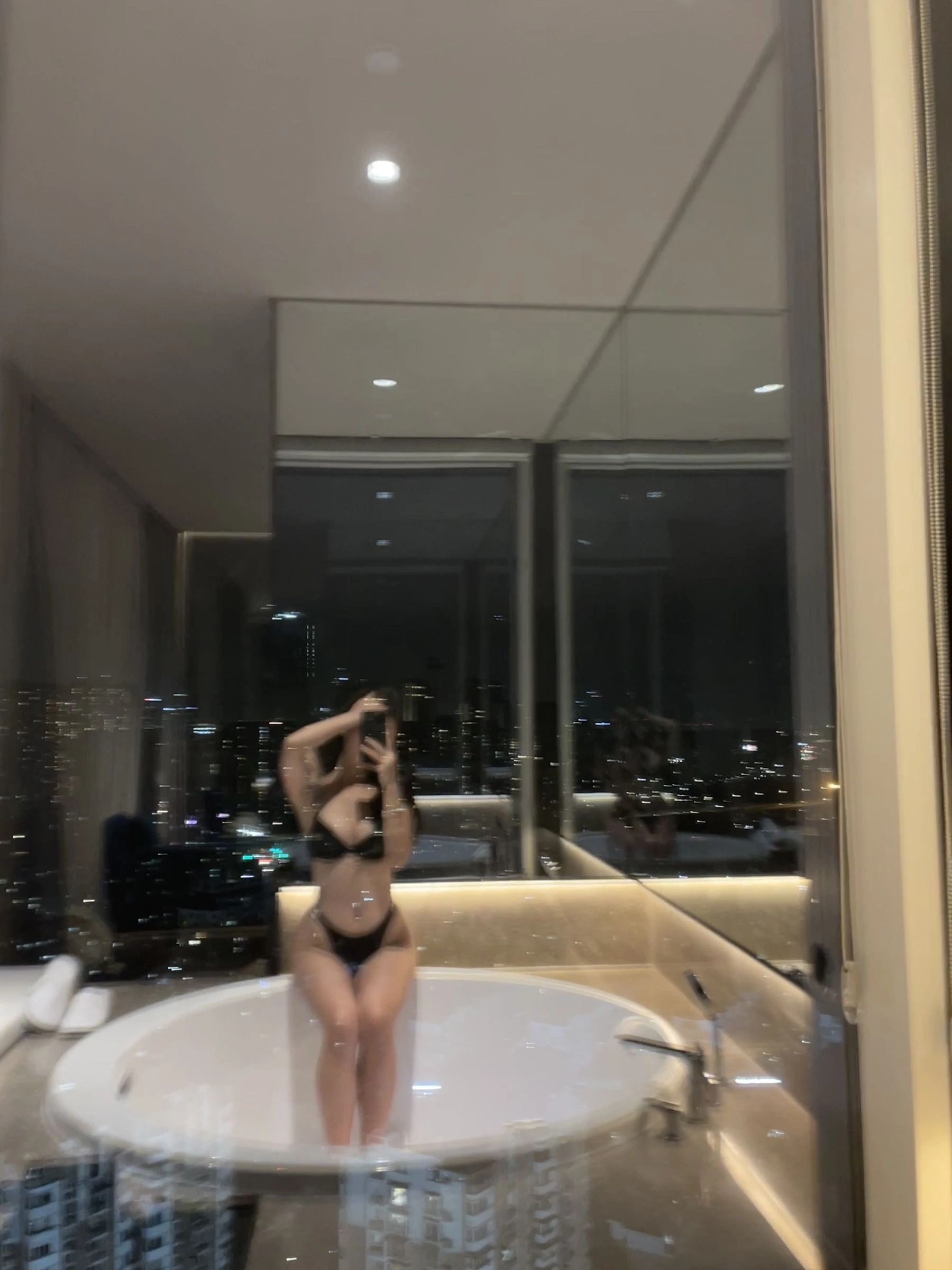 活潑護士私藏美照 – 台南街拍夜晚獨家呈現限量 - 17
