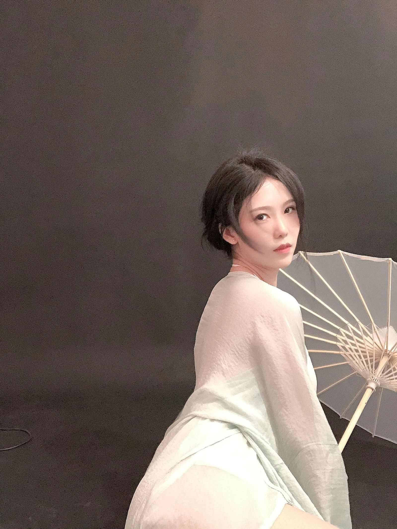 雲林深夜車模美照 – 優雅魅力街拍實錄珍藏 - 11