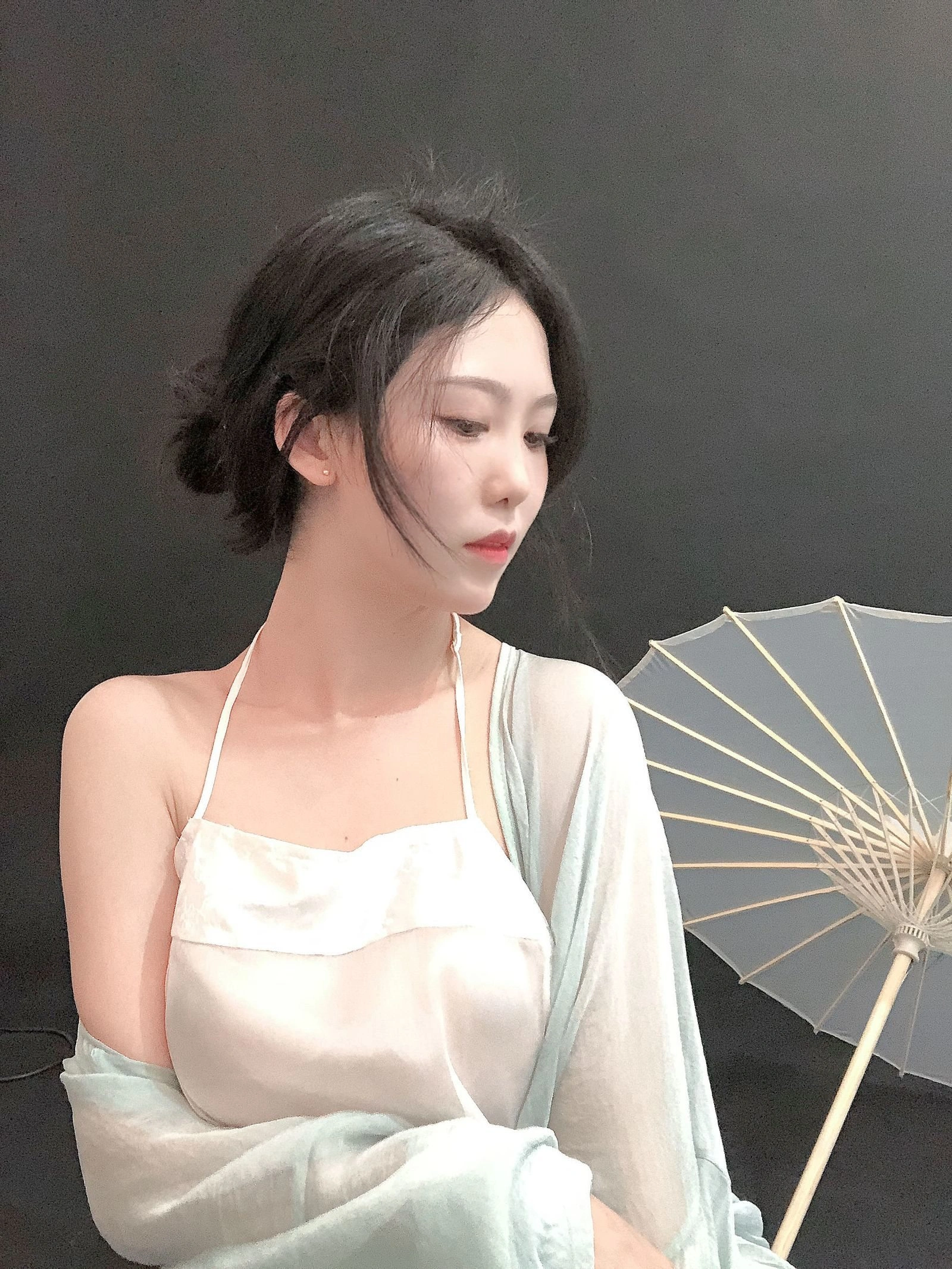 雲林深夜車模美照 – 優雅魅力街拍實錄珍藏 - 15