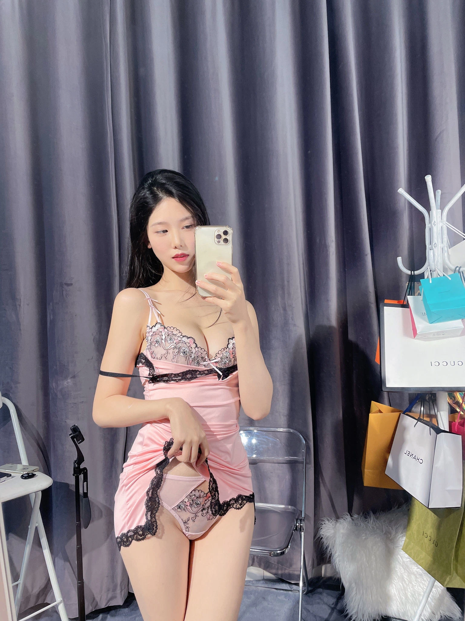 雲林深夜車模美照 – 優雅魅力街拍實錄珍藏 - 169