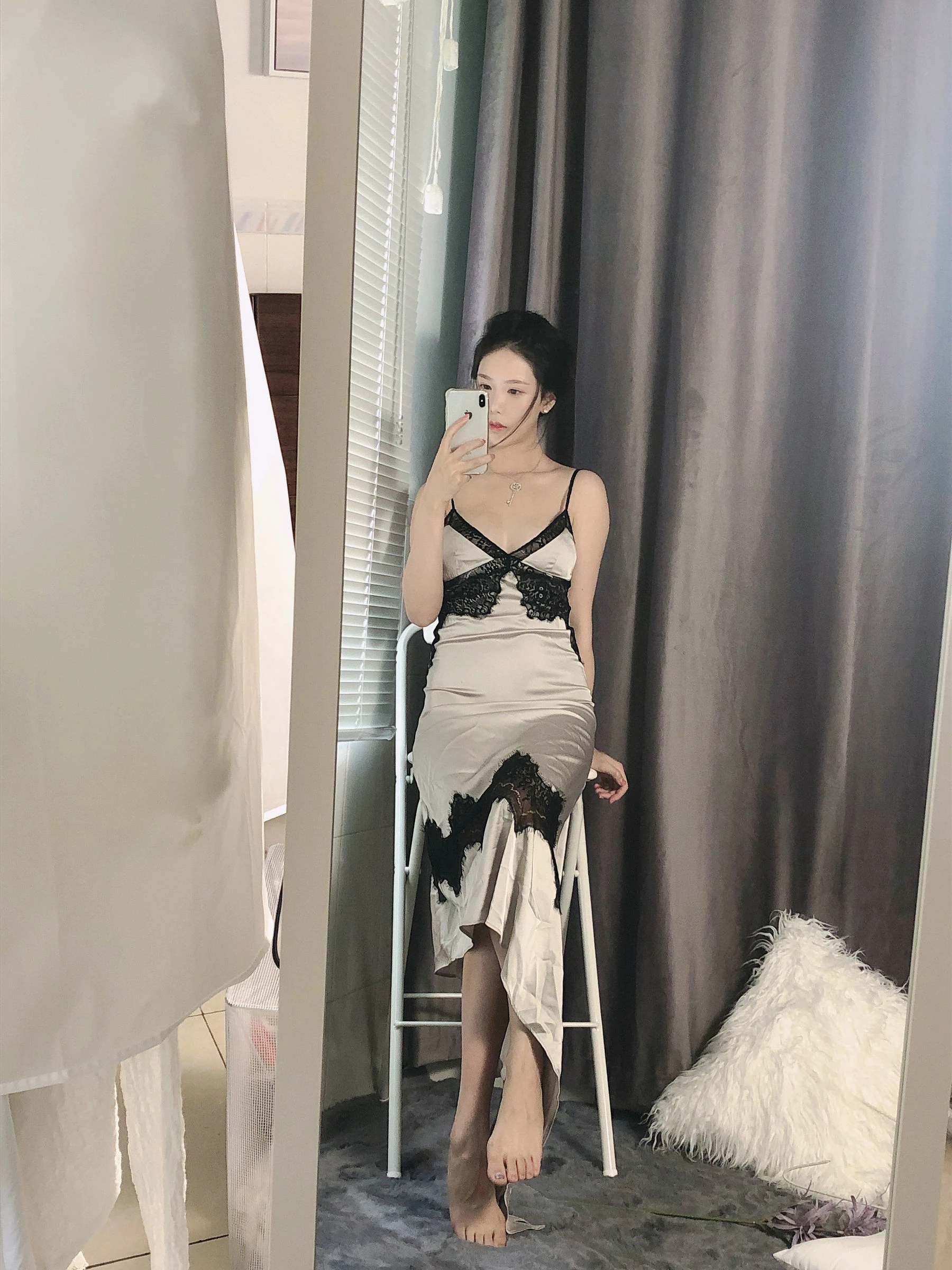雲林深夜車模美照 – 優雅魅力街拍實錄珍藏 - 180