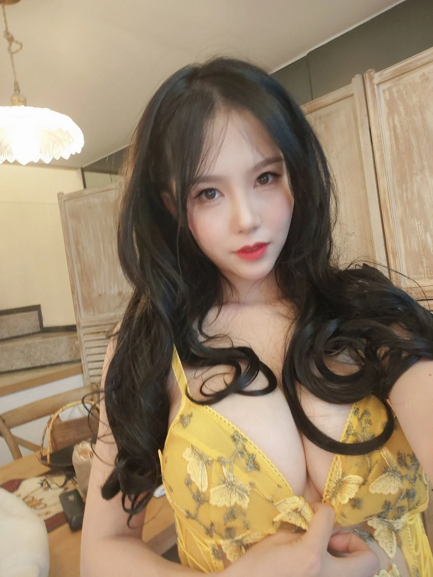 雲林深夜車模美照 – 優雅魅力街拍實錄珍藏 - 207