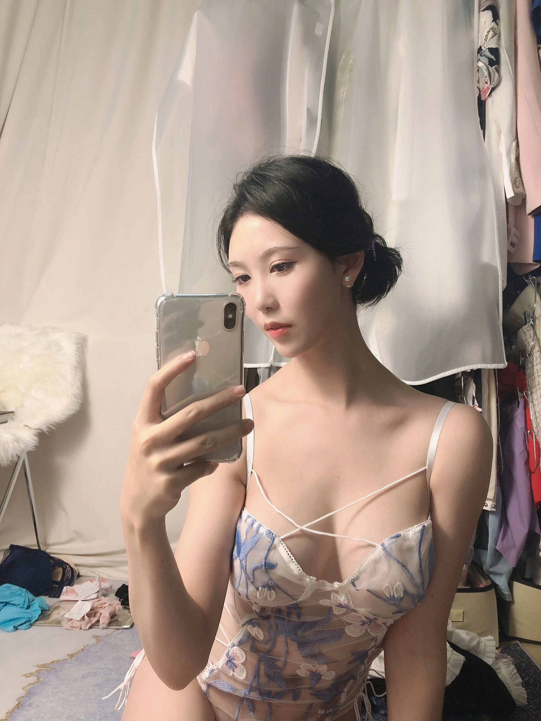 雲林深夜車模美照 – 優雅魅力街拍實錄珍藏 - 209