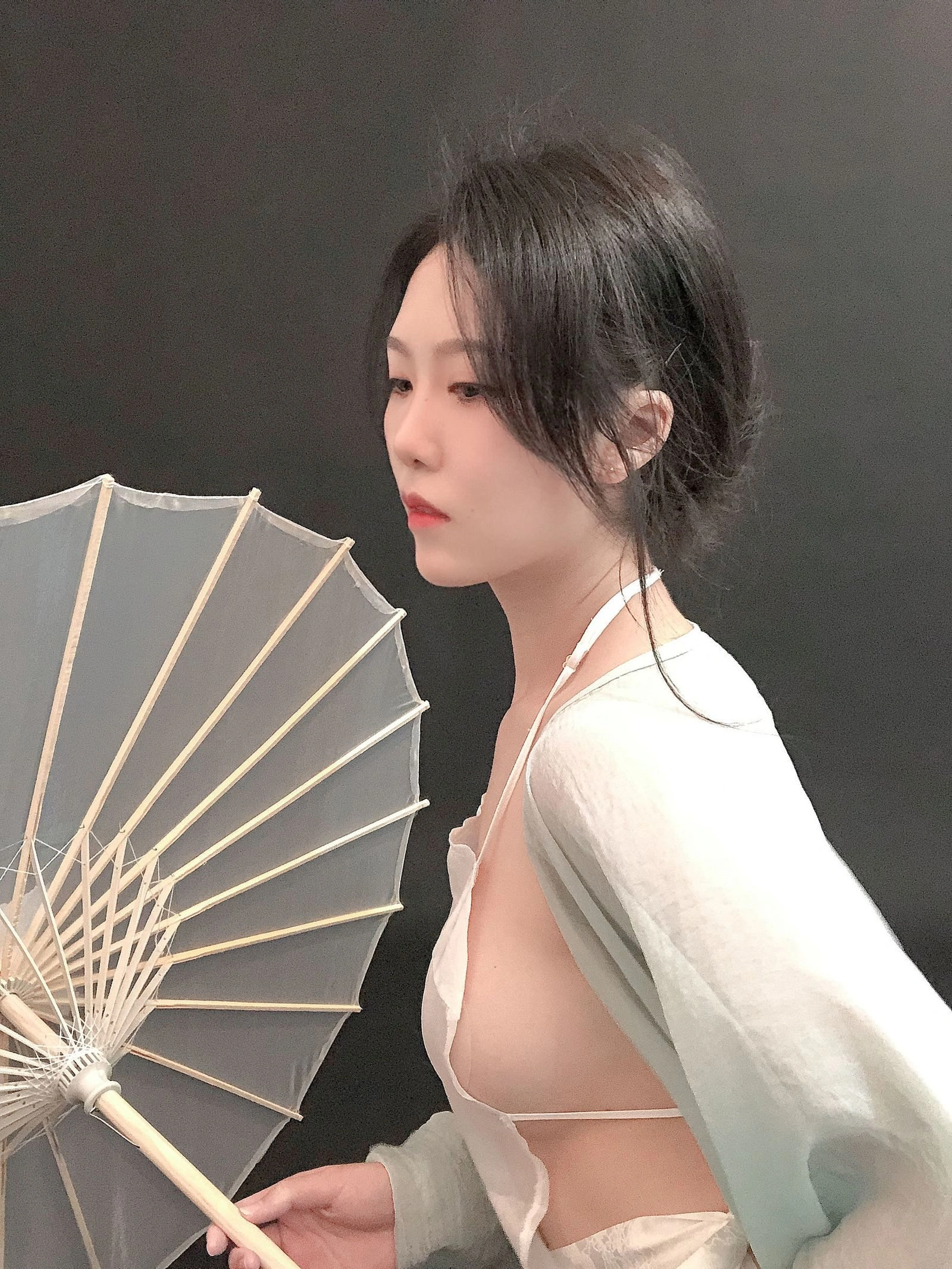 雲林深夜車模美照 – 優雅魅力街拍實錄珍藏 - 26