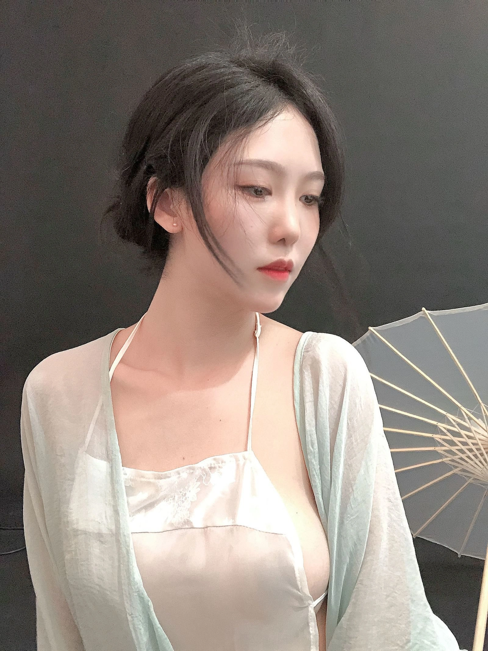 雲林深夜車模美照 – 優雅魅力街拍實錄珍藏 - 36