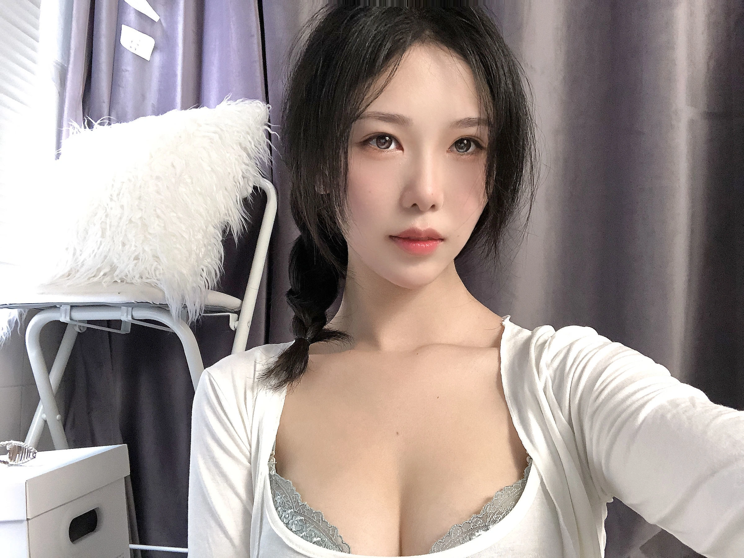 雲林深夜車模美照 – 優雅魅力街拍實錄珍藏 - 5