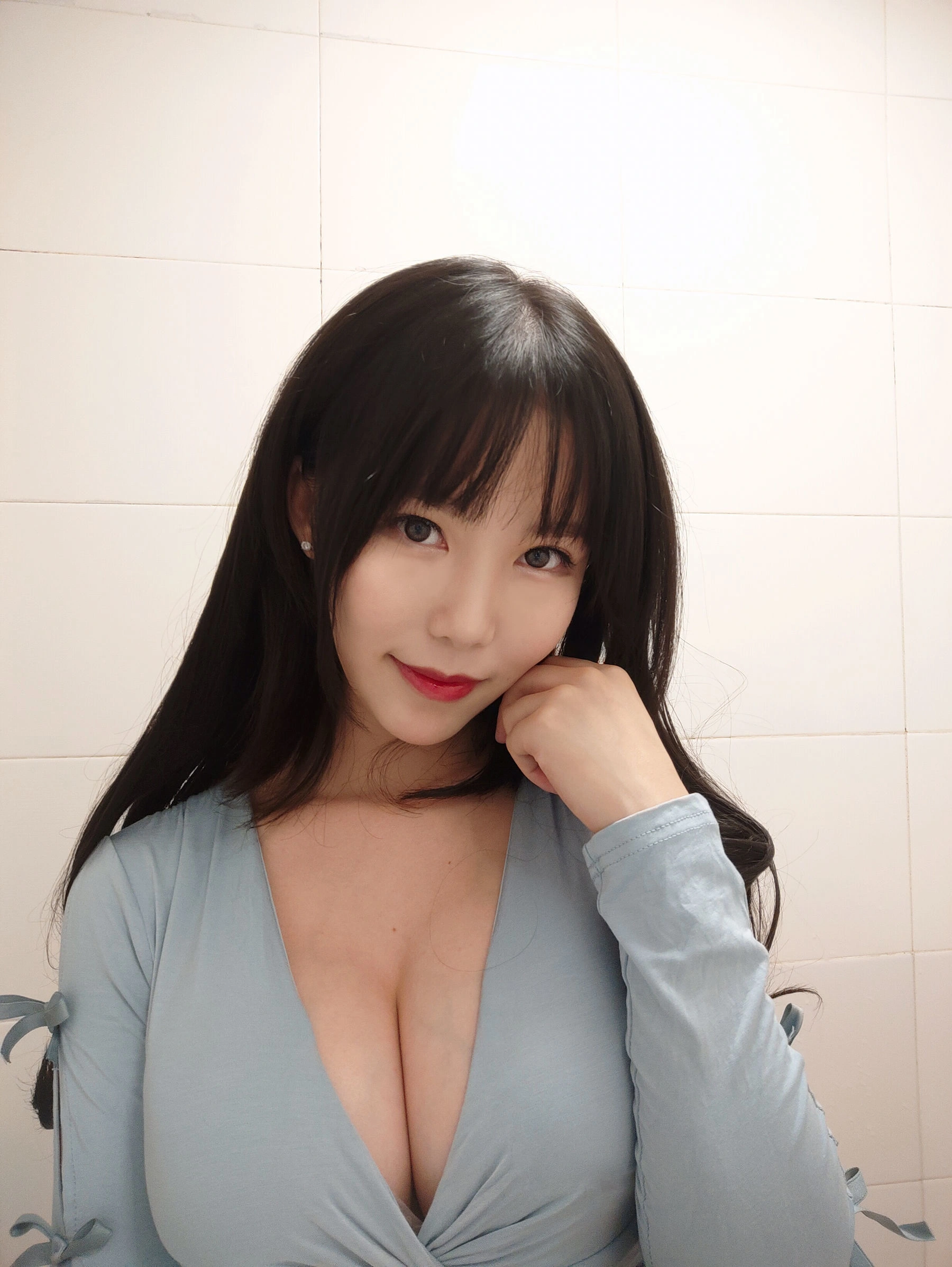 雲林深夜車模美照 – 優雅魅力街拍實錄珍藏 - 87