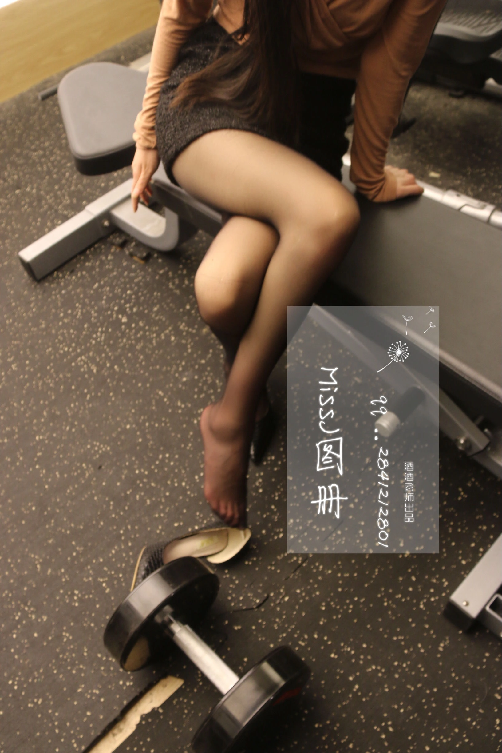 苗慄午後嫩模美照 – 知性魅力山景實錄精選 - 23