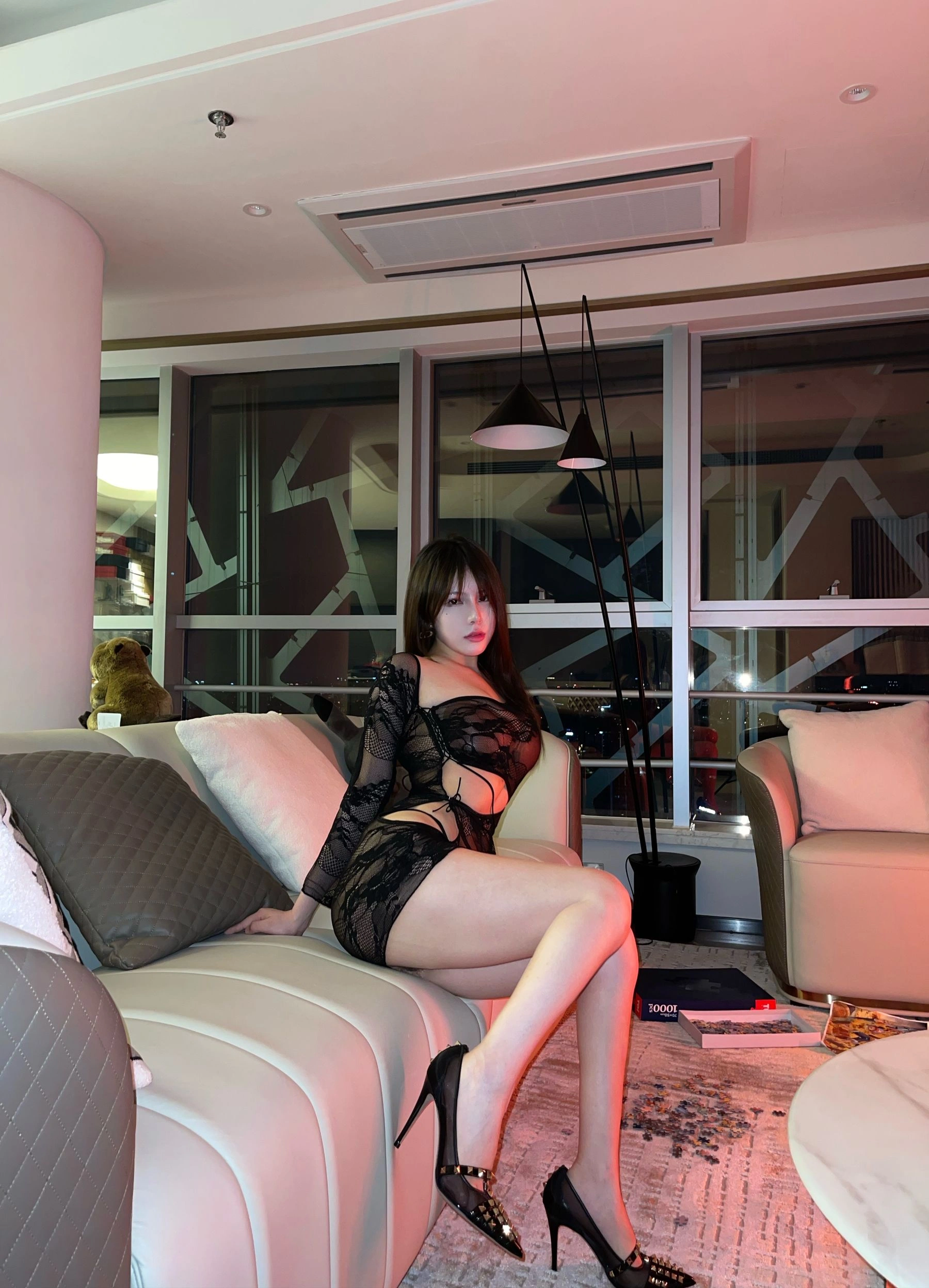 正午苗慄模特寫真精選 – 性感室內浪漫完美融合精選 - 9
