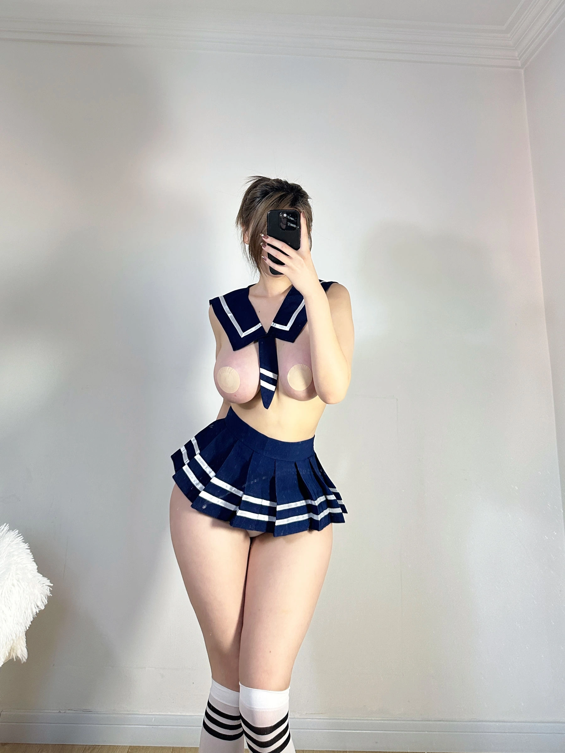 主播火辣自然光寫真 – 秋楓俏皮風格展現限量 - 21
