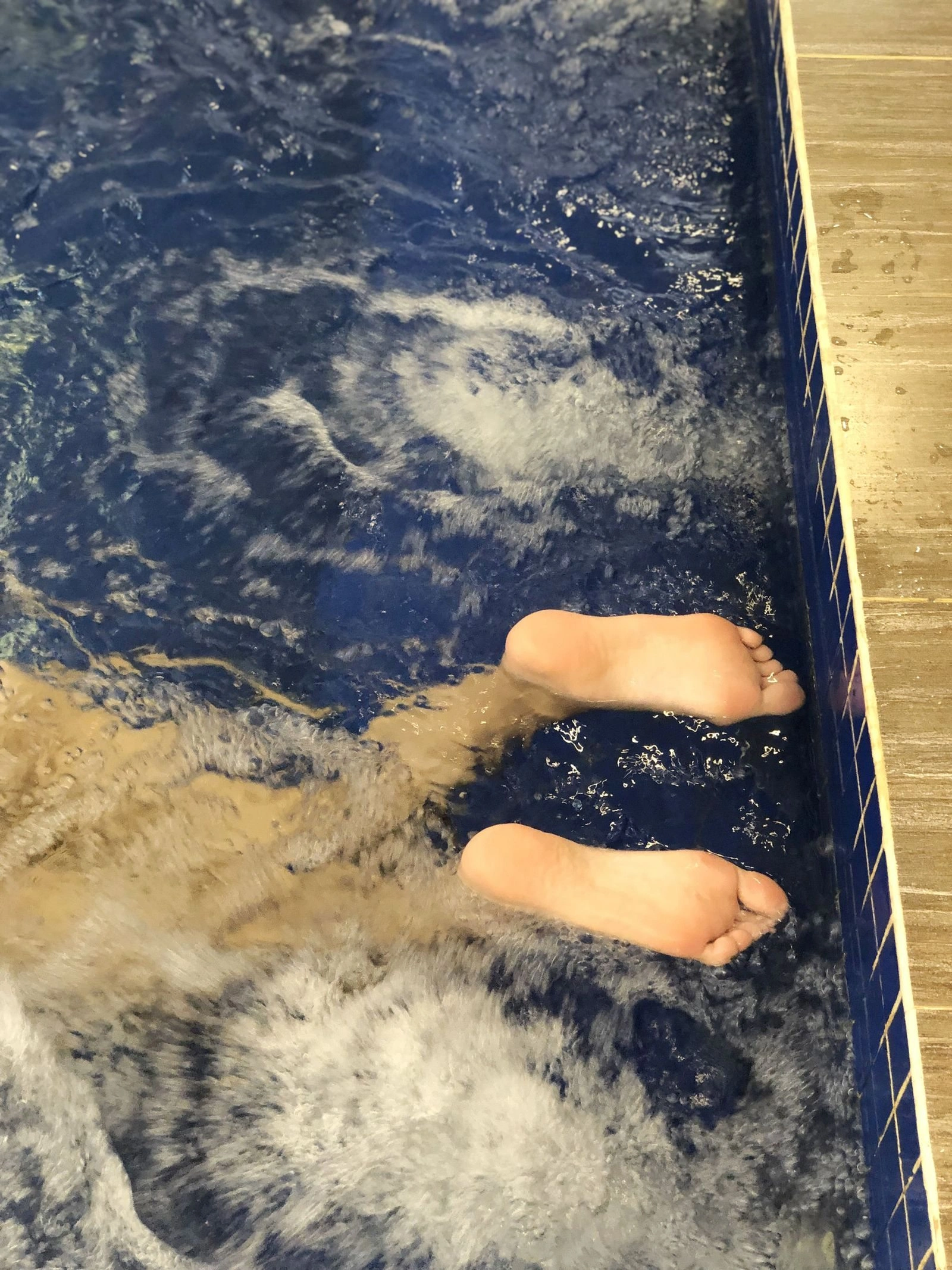 浪漫時刻車模戶外寫真 – 雨季魅惑風採再現獨家 - 35