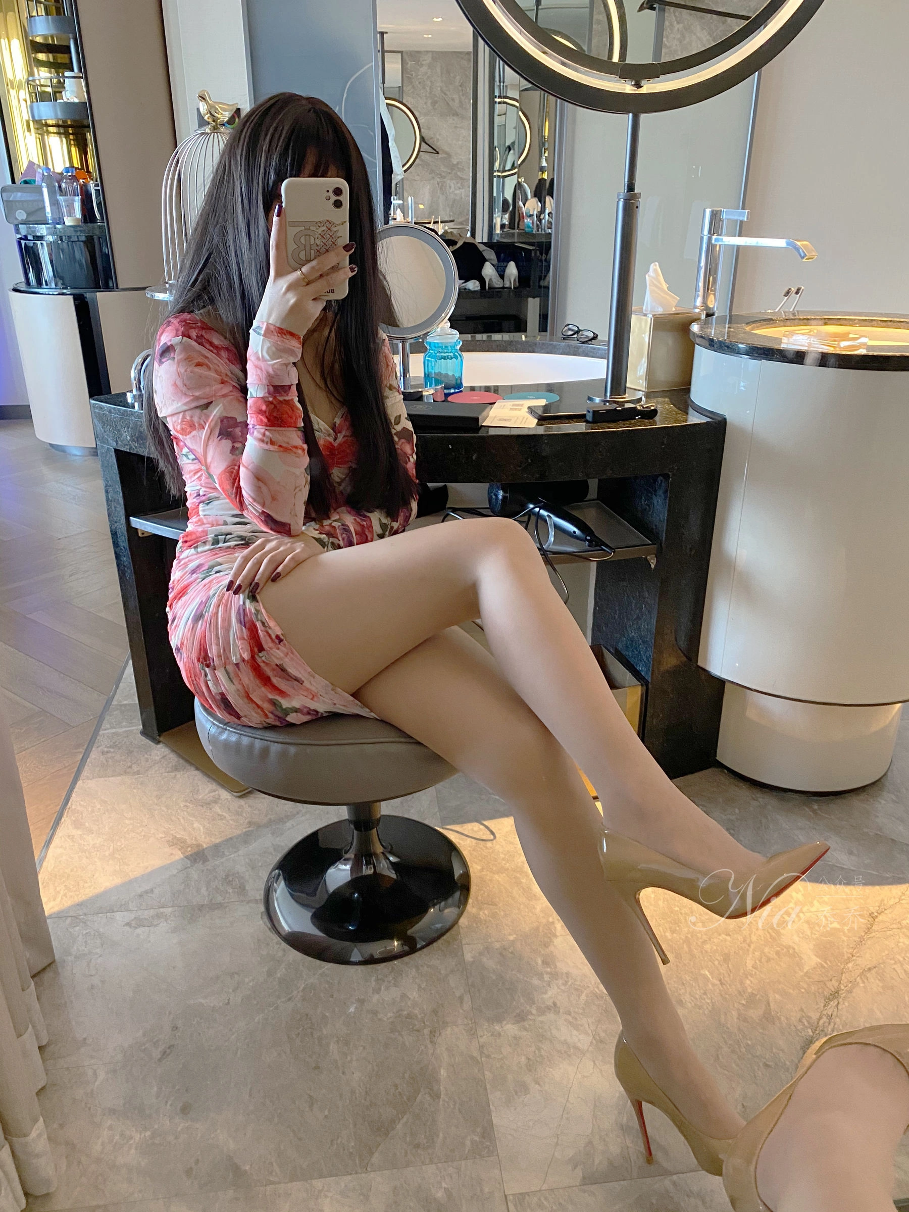 冬季限定模特優雅寫真集 – 自然光活力瞬間捕捉典藏 - 5