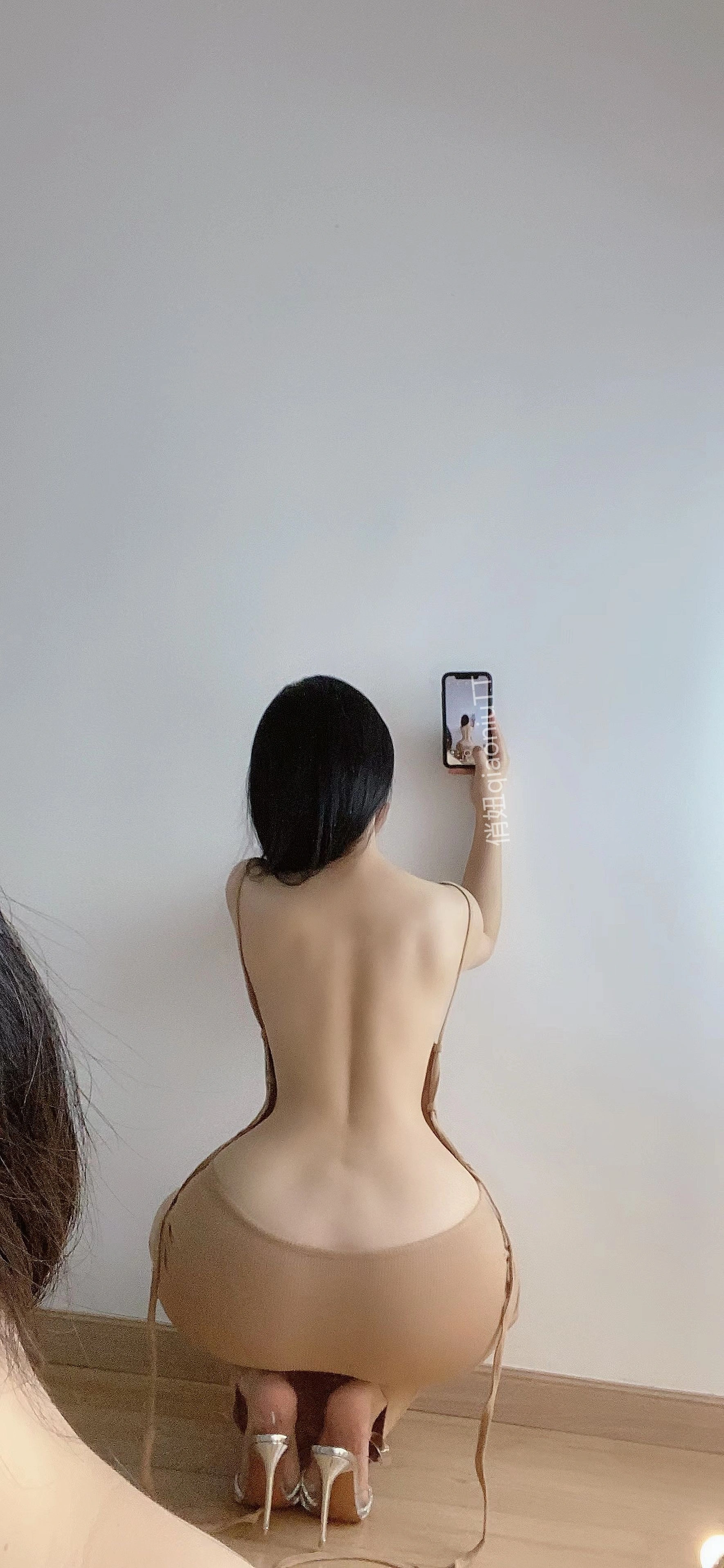 午後苗慄模特寫真精選 – 性感夜景靜謐完美融合限量 - 1
