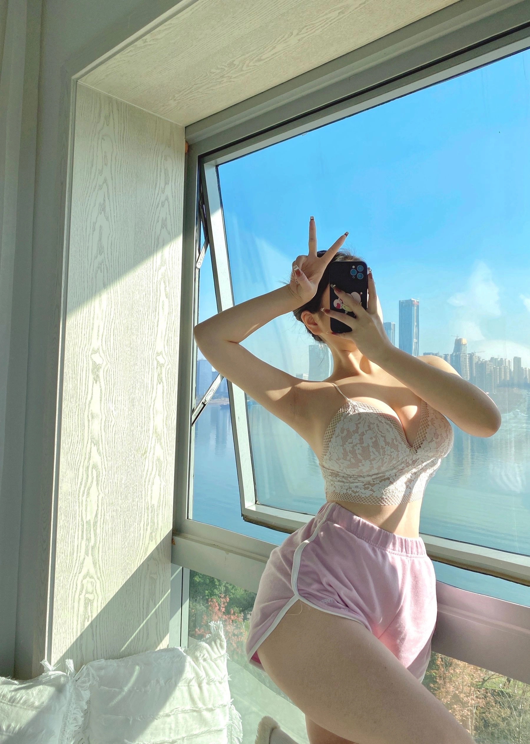 清純主播私藏美照 – 台南街拍正午獨家呈現限量 - 86