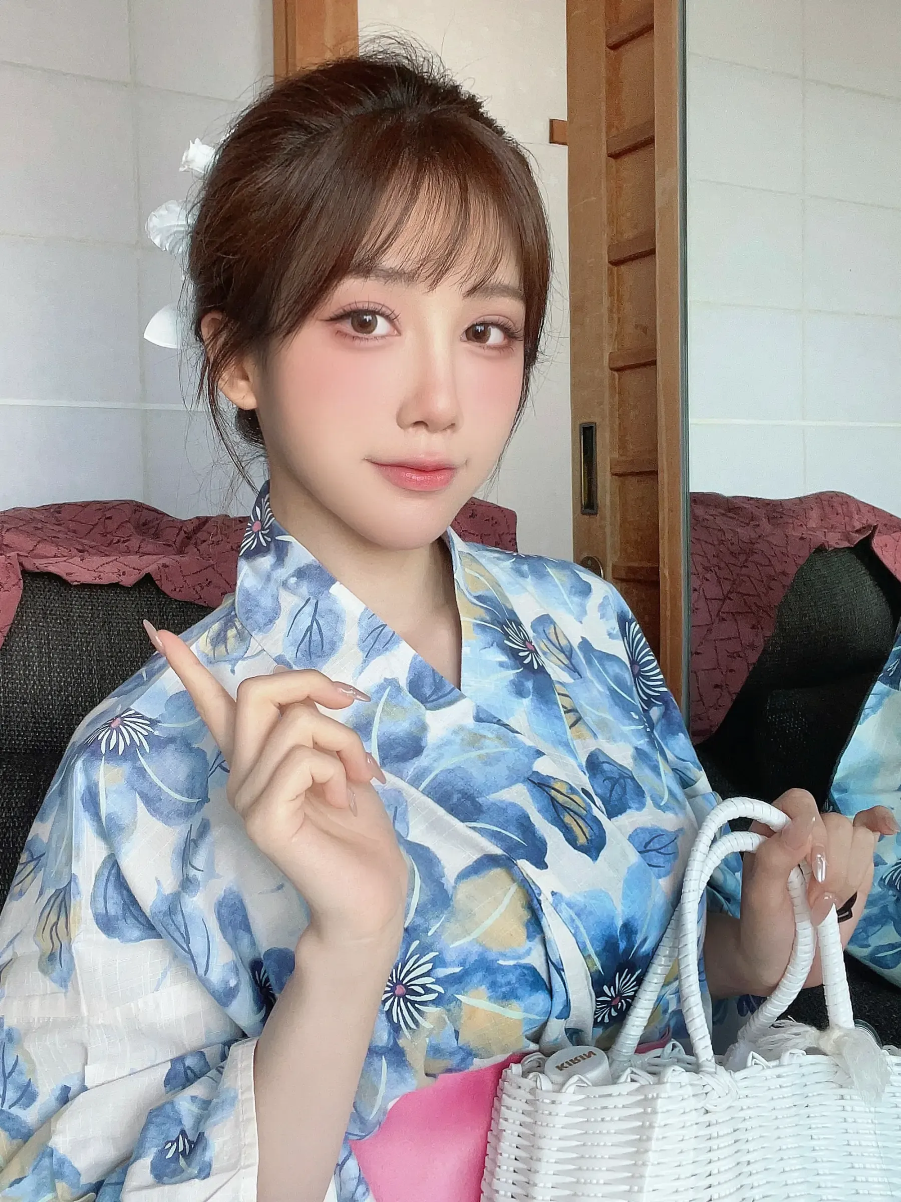 溫柔時刻嫩模室內寫真 – 雨季性感風採再現典藏 - 1