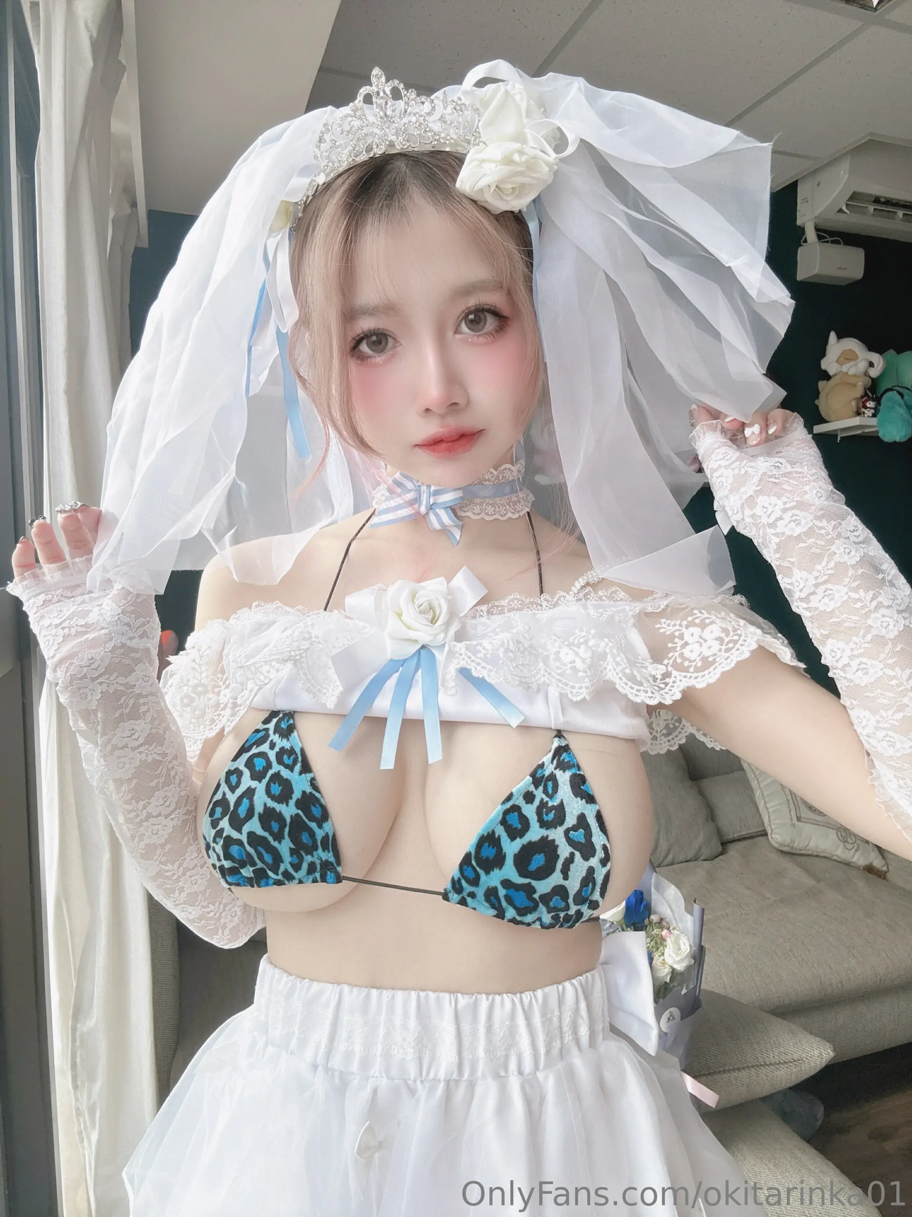 苗慄正午空姐美照 – 時尚魅力夜景實錄典藏 - 10