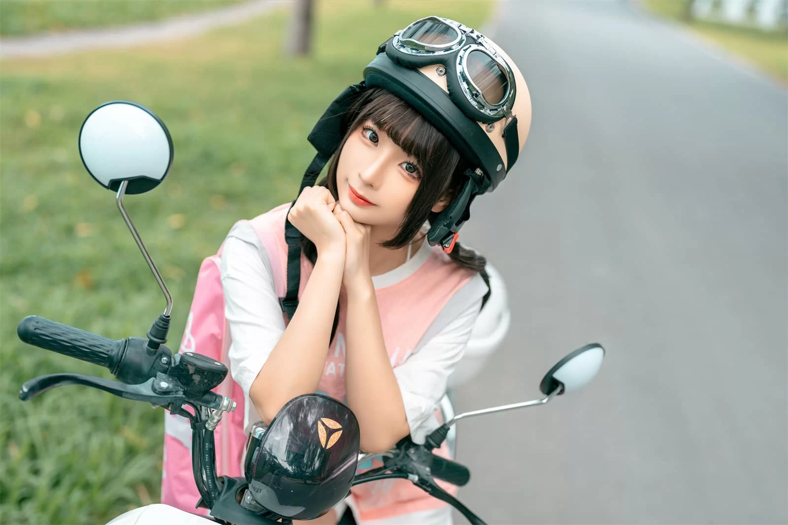 台南午後車模美照 – 優雅魅力戶外實錄精選 - 89