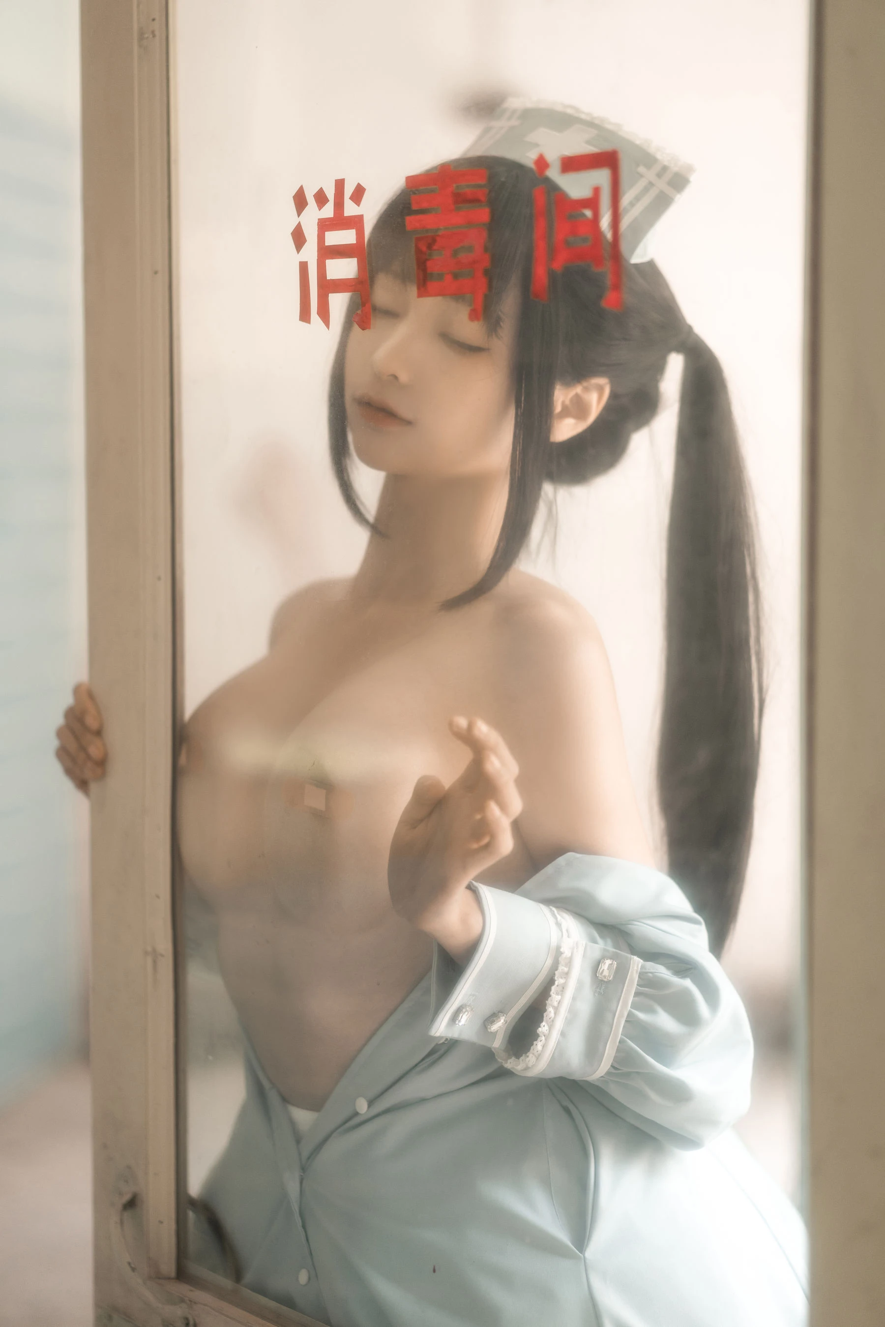 秋季限定空姐火辣寫真集 – 夜景溫柔瞬間捕捉珍藏 - 76