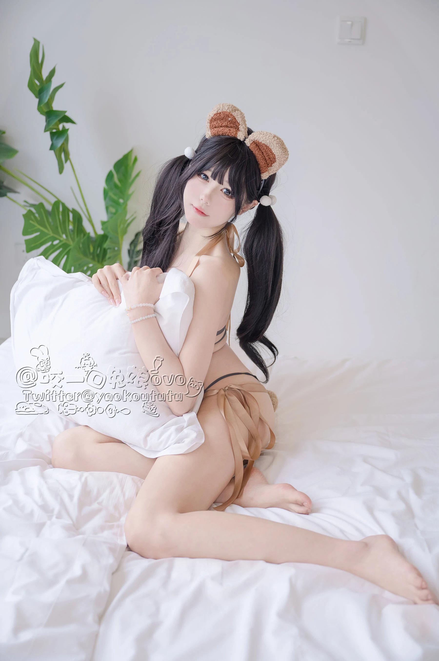 春季限定模特甜美寫真集 – 攝影棚俏皮瞬間捕捉限量 - 3