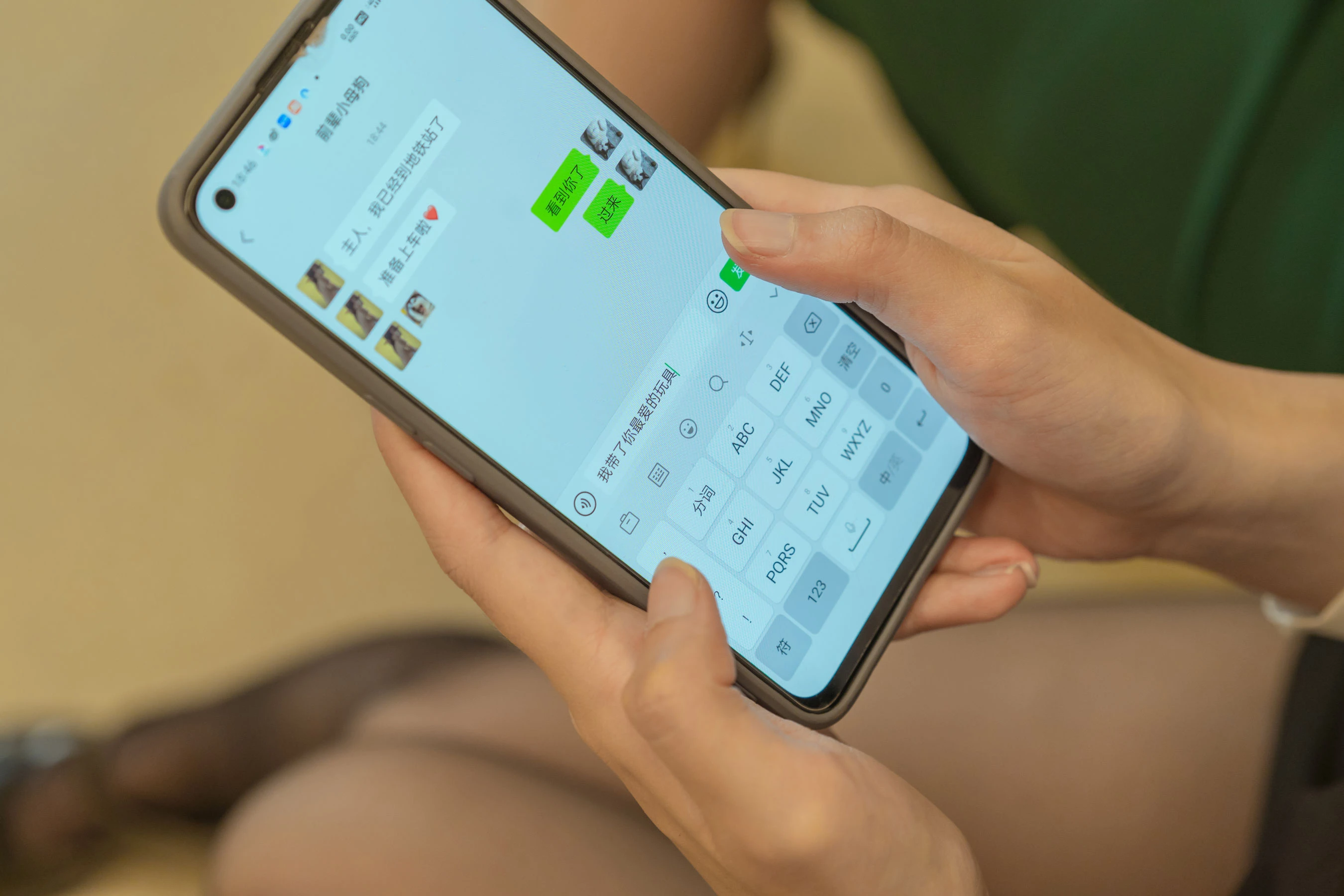 俏皮時刻護士街拍寫真 – 春季活潑風採再現典藏 - 2