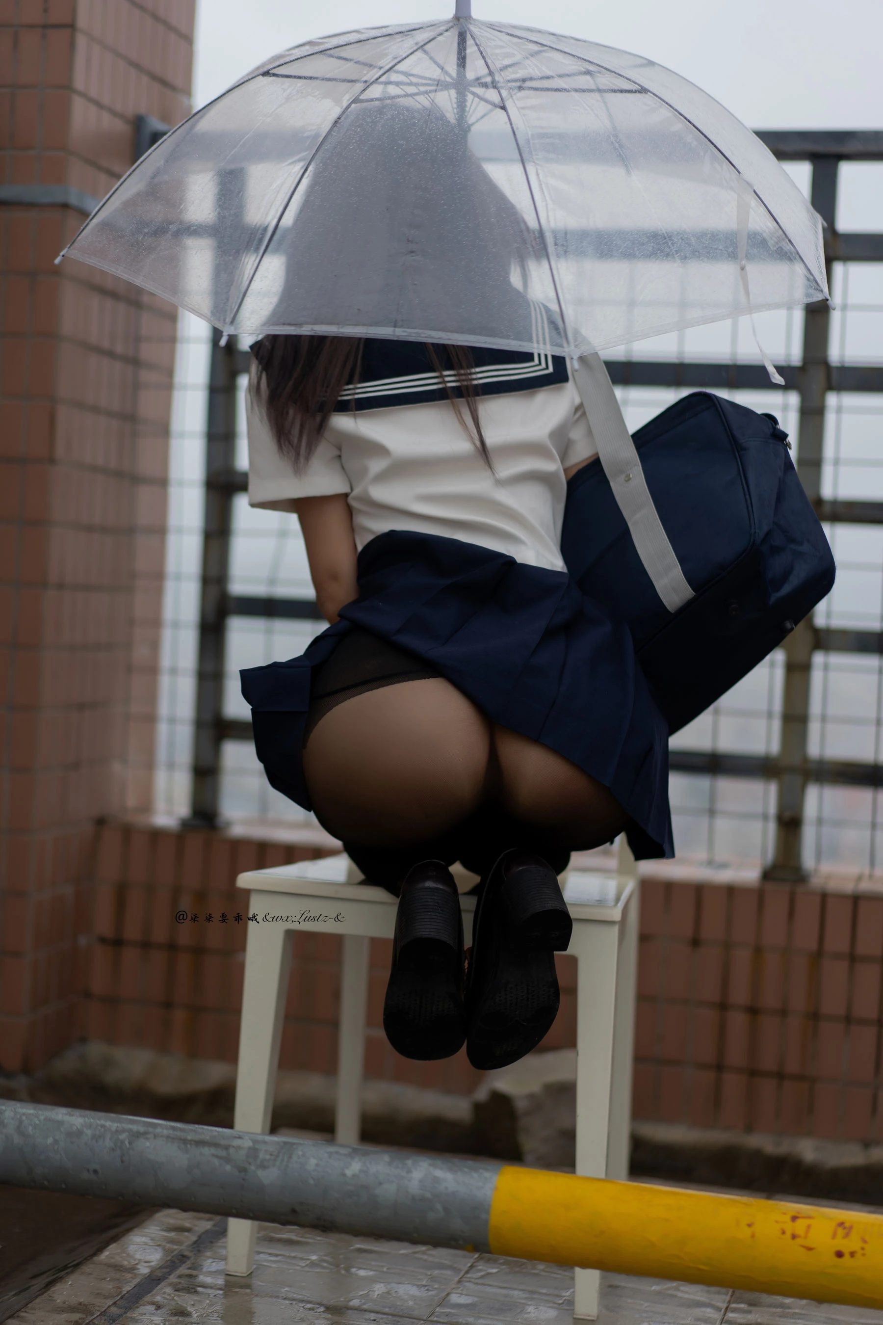 模特活潑寫真館寫真 – 夏季靜謐風格展現典藏 - 1
