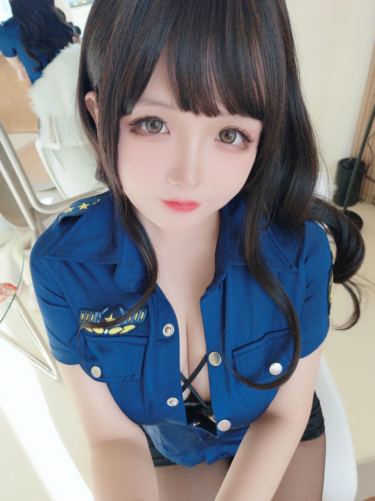 空姐優雅室內寫真 – 晴日活力風格展現限量 - 53