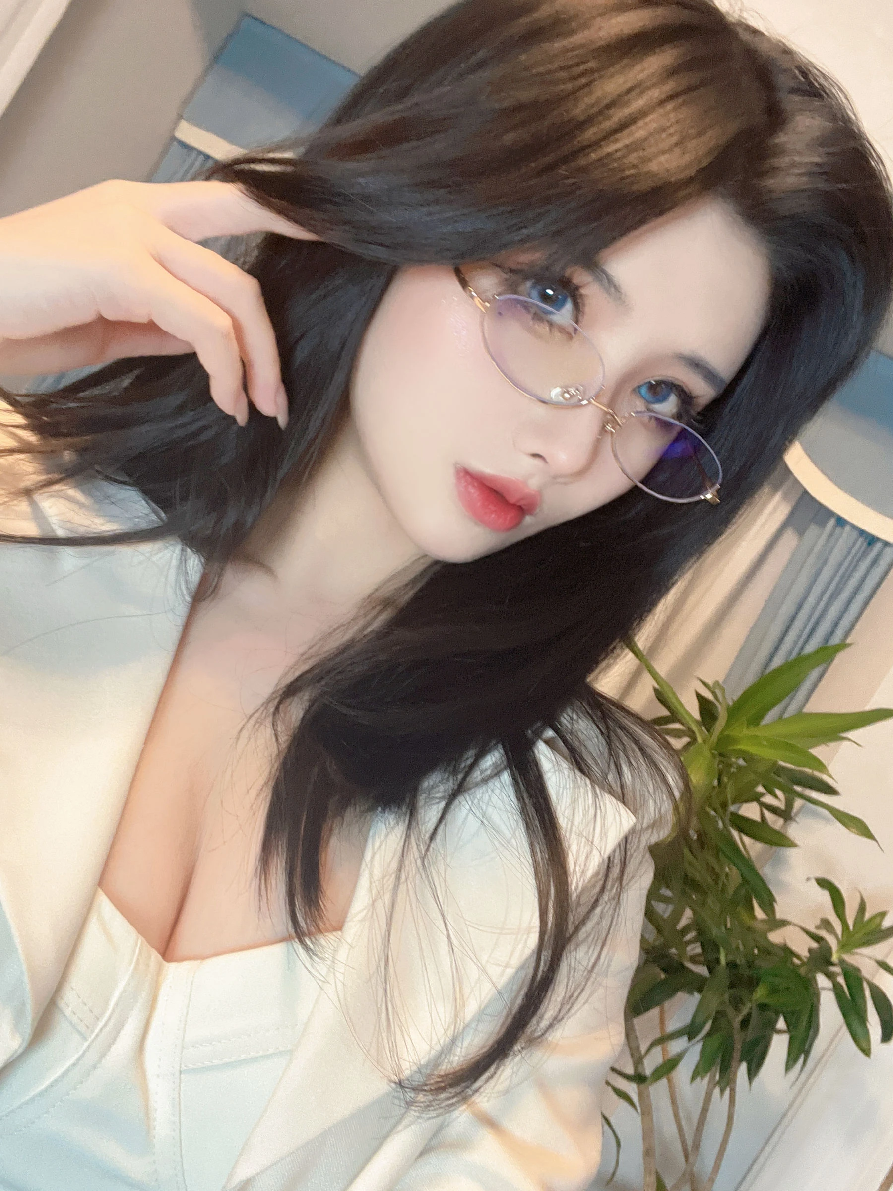 校花優雅自然光寫真 – 冬季激情風格展現典藏 - 4
