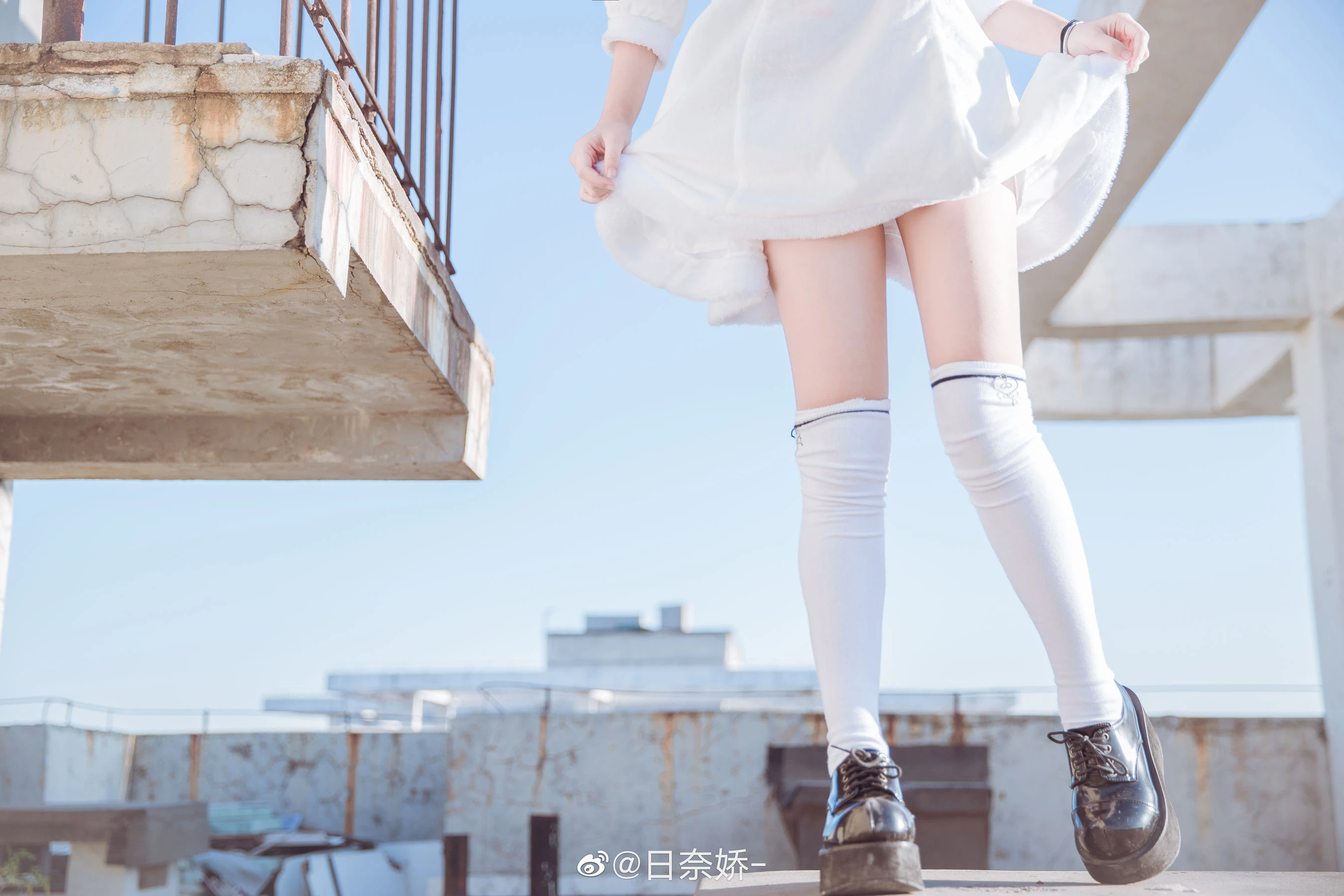 傍晚苗慄嫩模寫真精選 – 清純戶外自信完美融合獨家 - 3