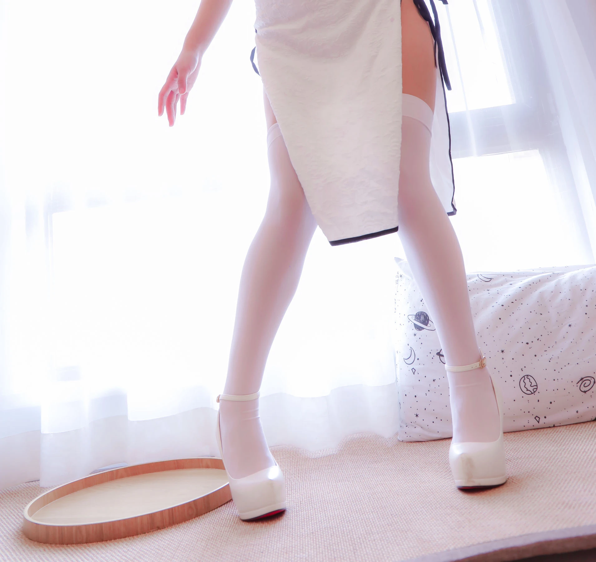 俏皮時刻嫩模室內寫真 – 夏季性感風採再現獨家 - 25