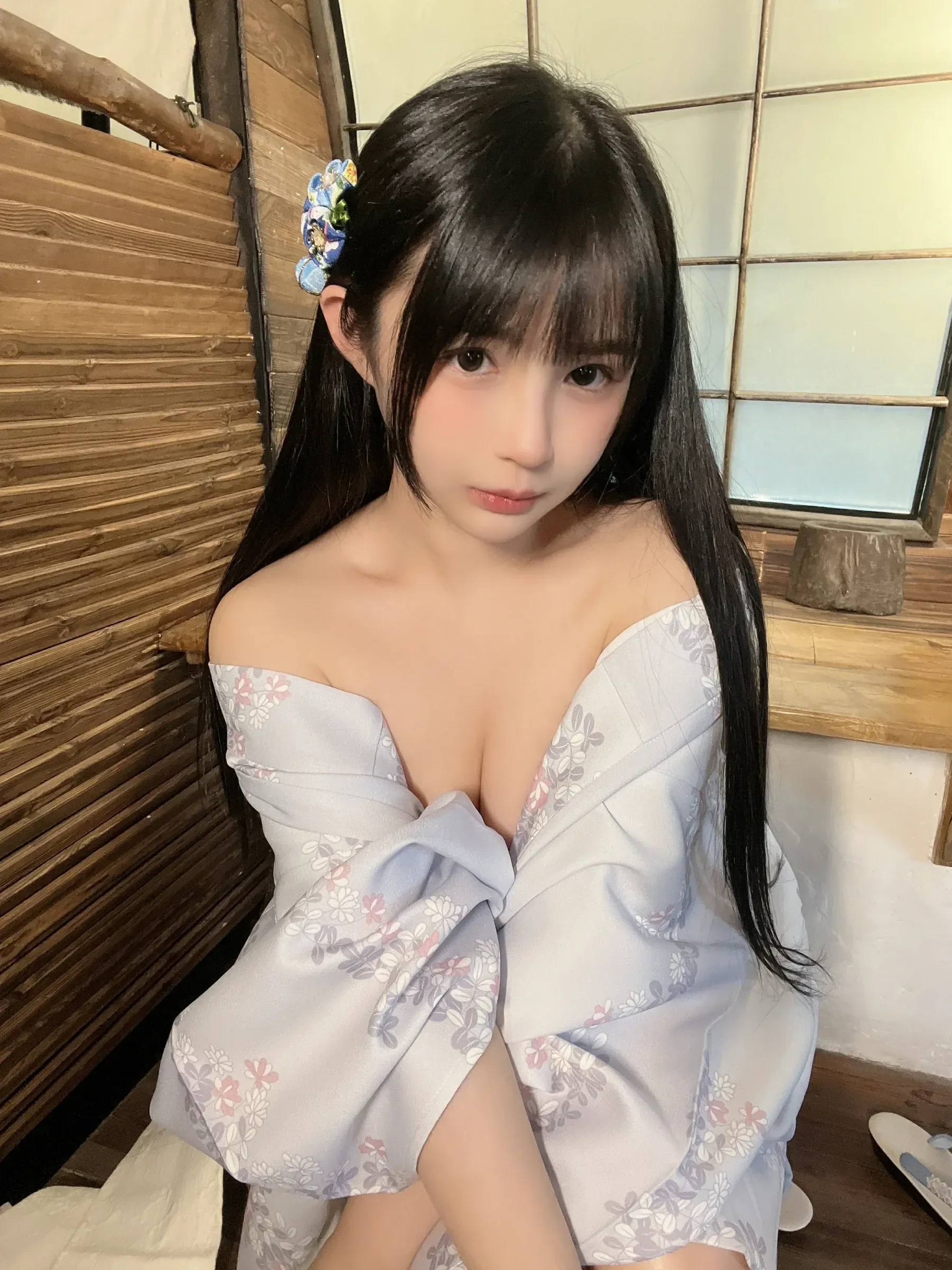 空姐時尚私房寫真 – 雨季激情風格展現限量 - 13