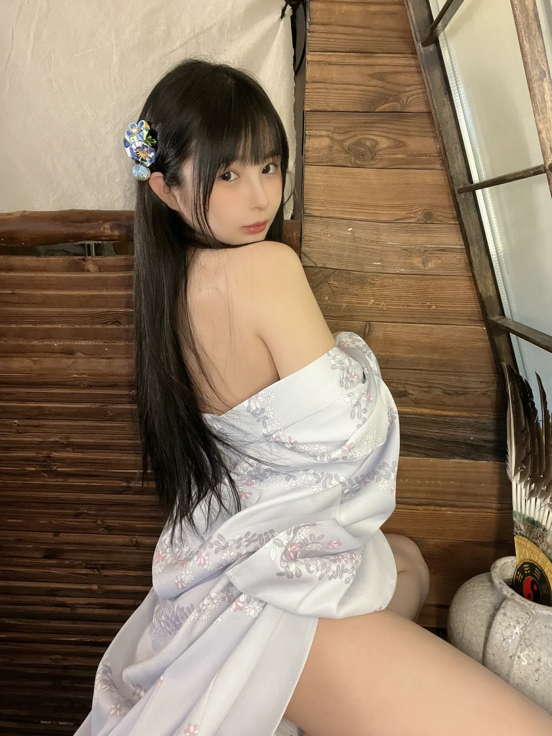 空姐時尚私房寫真 – 雨季激情風格展現限量 - 39