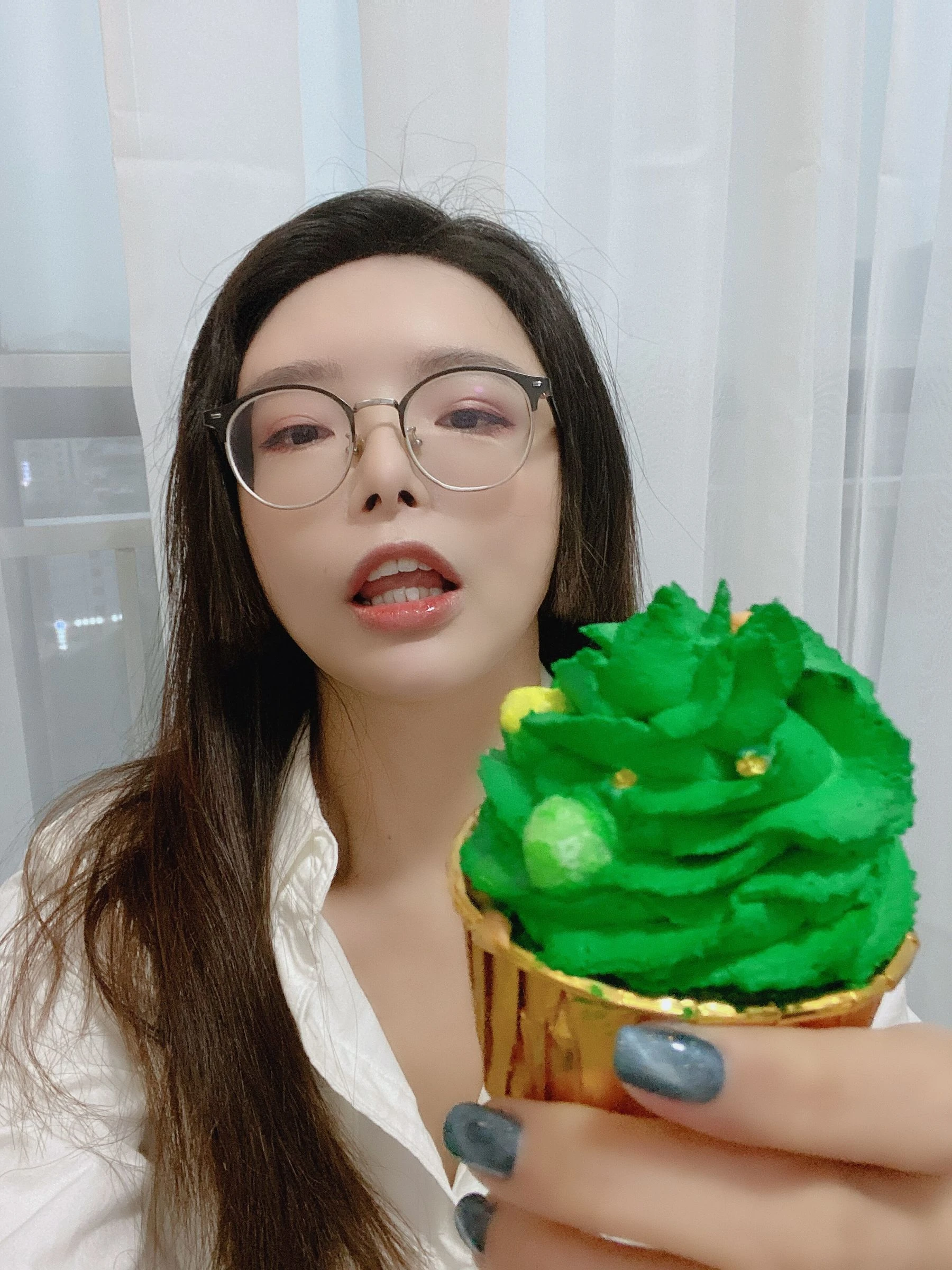 傍晚雲林嫩模寫真精選 – 清純室內活力完美融合典藏 - 2
