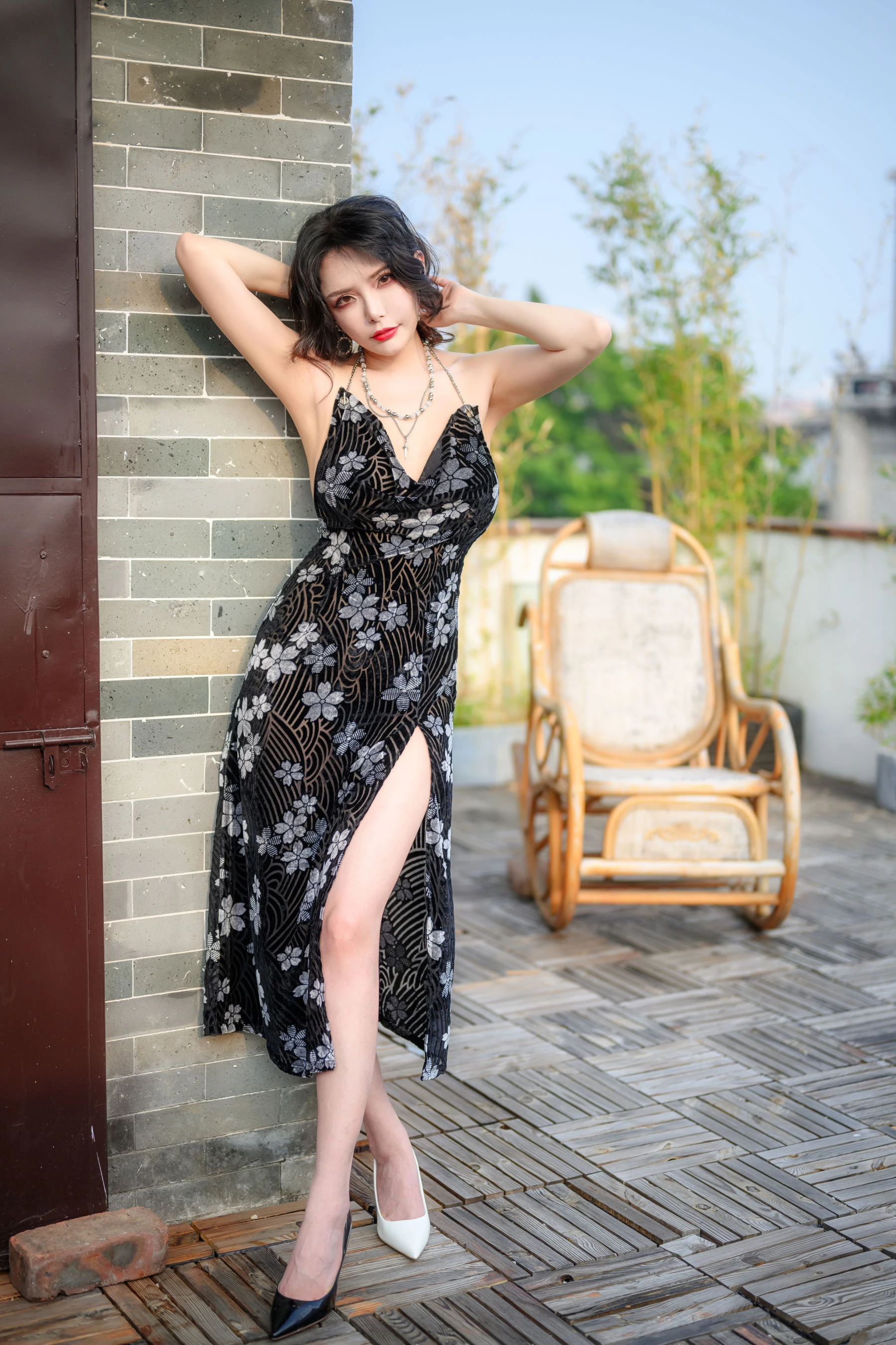 苗慄正午護士美照 – 優雅魅力夜景實錄典藏 - 3