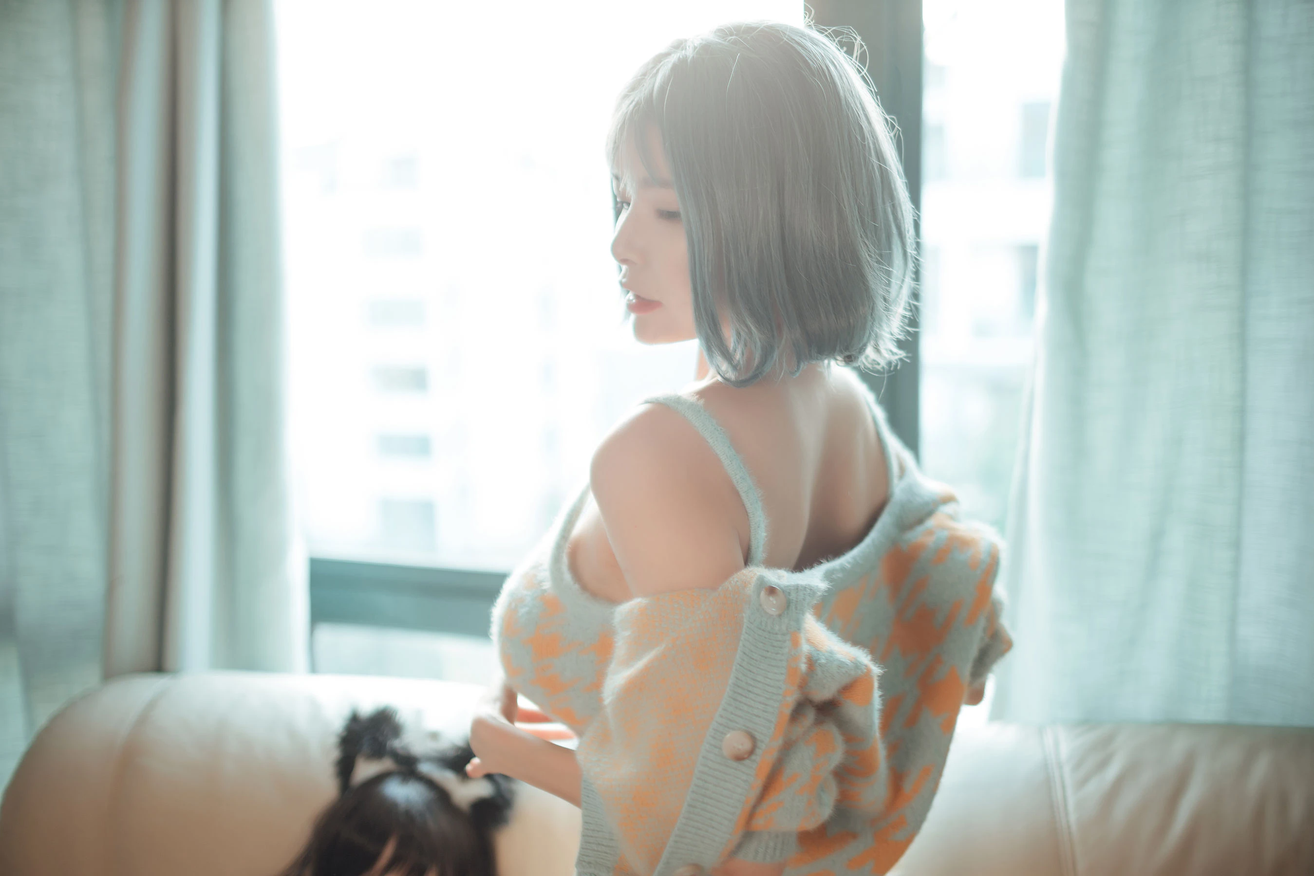 高雄深夜空姐美照 – 優雅魅力街拍實錄獨家 - 3