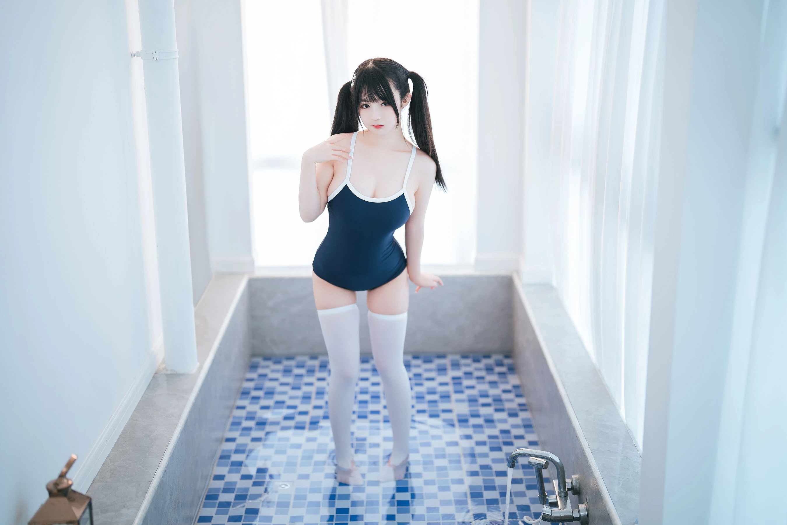 主播知性戶外寫真 – 夏季活力風格展現典藏 - 1