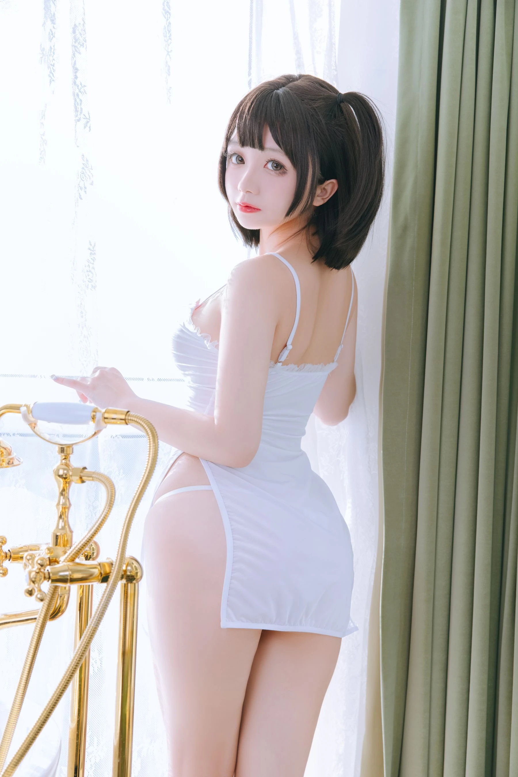 奔放時刻車模海邊寫真 – 春季性感風採再現珍藏 - 39
