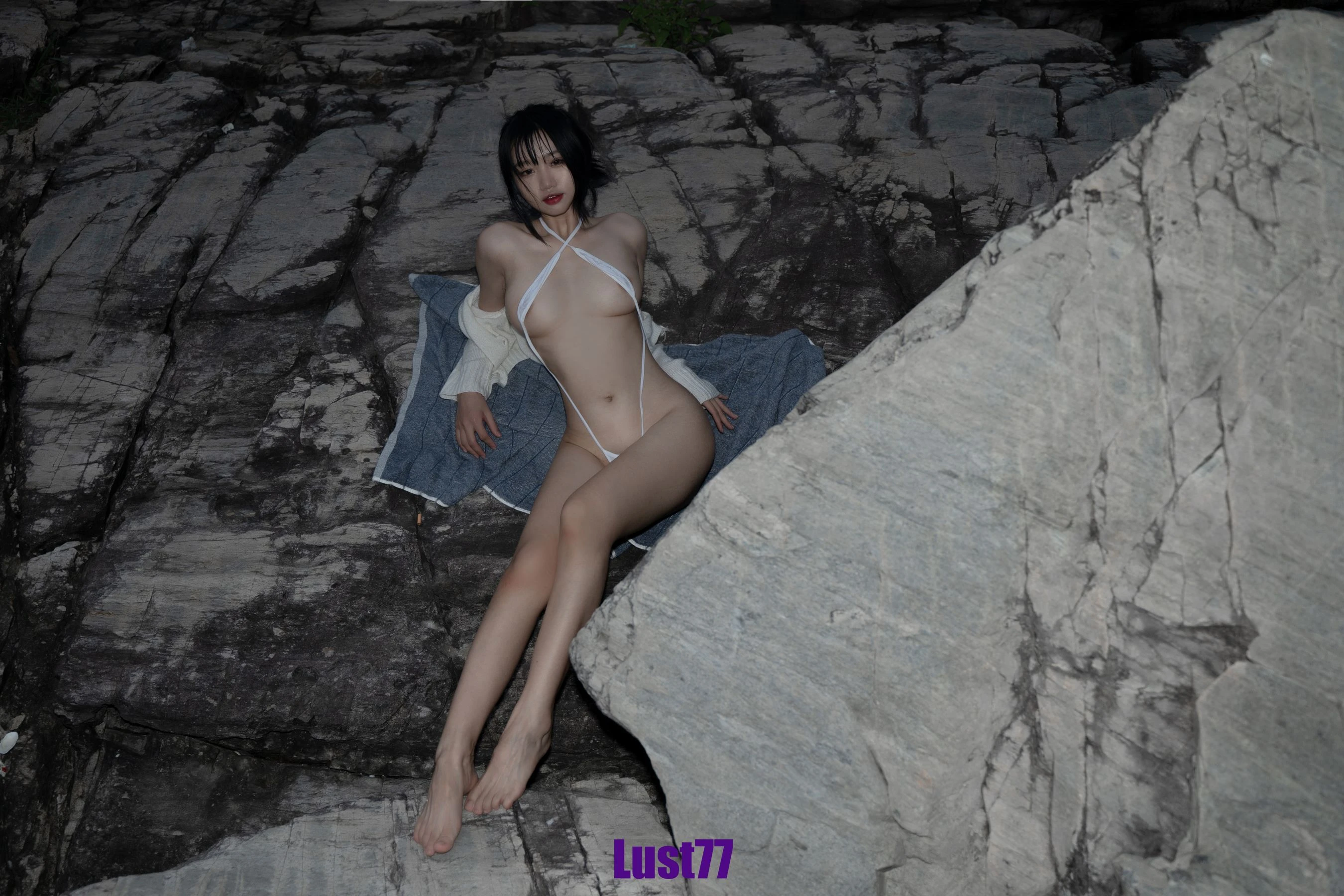 模特時尚自然光寫真 – 雪景優雅風格展現典藏 - 49